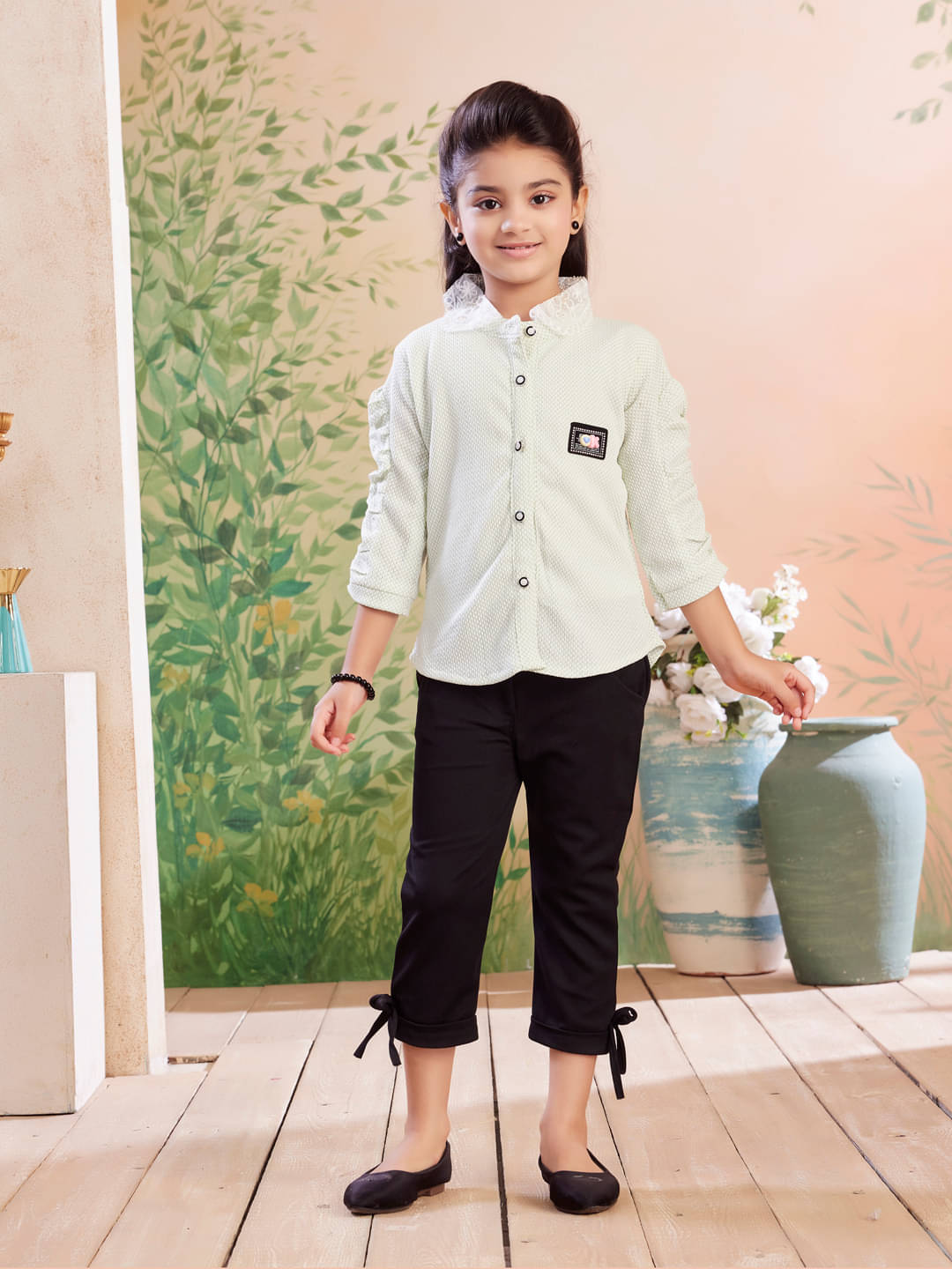     			Aarika Pack of 1 Girls Polyester T-shirt & Capris ( Sea Green )