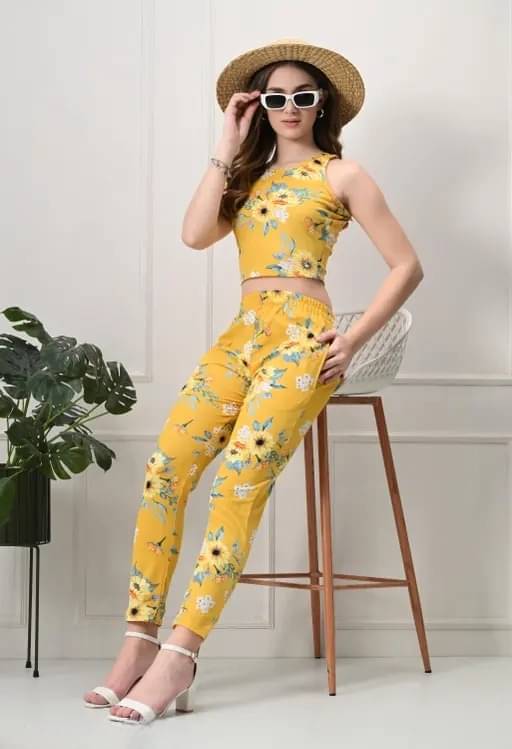     			Divine Bezz Women Printed Top With Trousers Co-Ord Set ( Yellow )