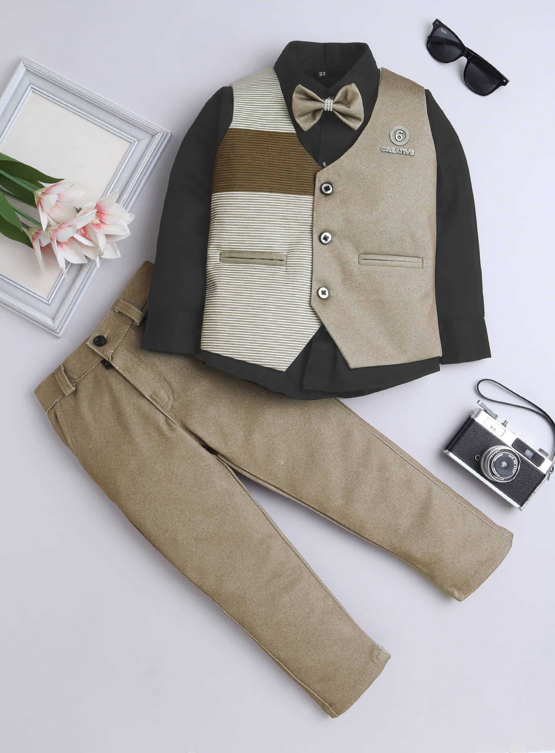     			Fourfolds Boys Cotton Blend Suit ( Pack of 1 , Brown )