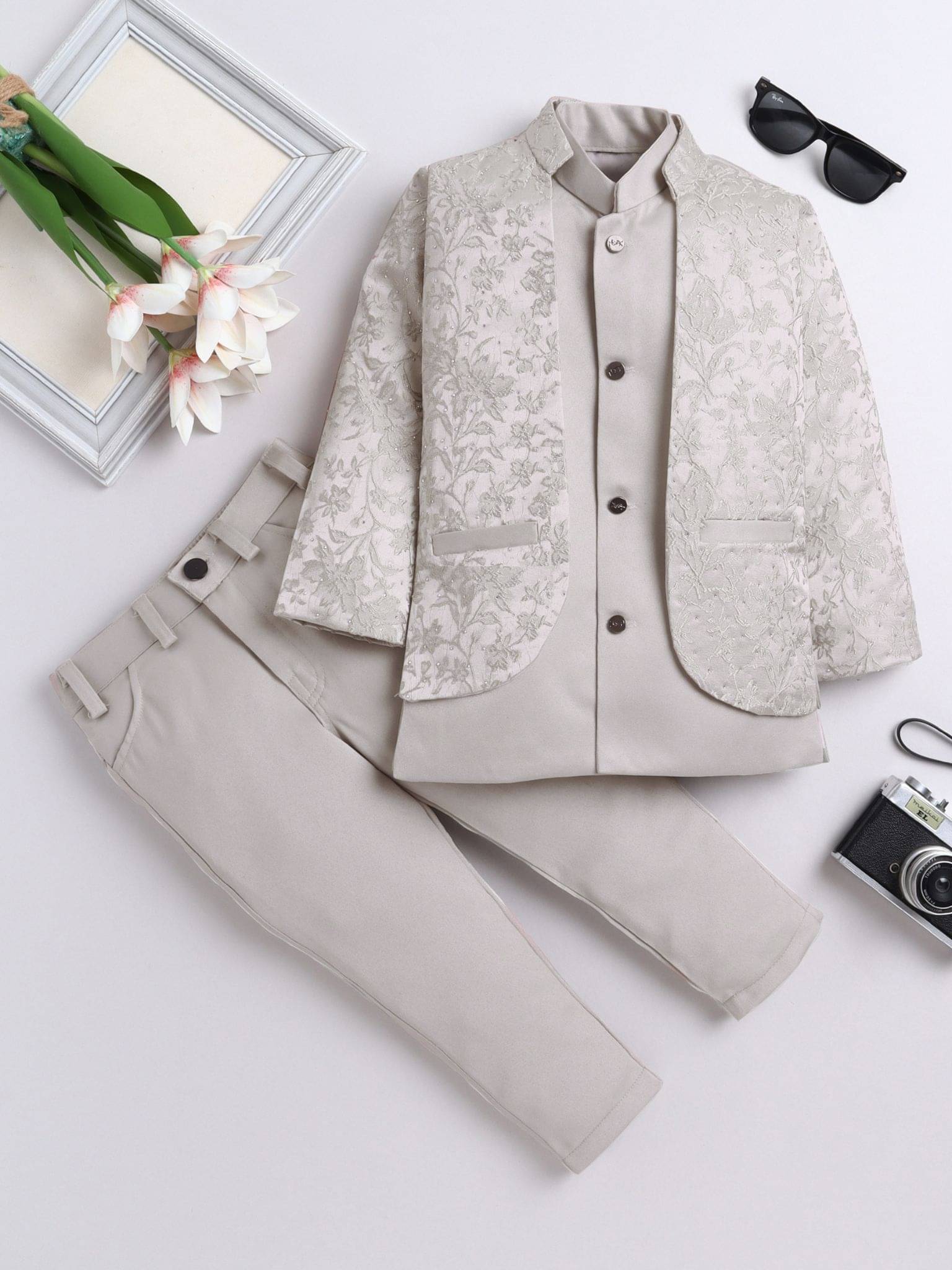 Fourfolds Boys Polyester Grey Sherwani ( Pack of 1 ) Fourfolds Boys Polyester Grey Sherwani ( Pack of 1 )