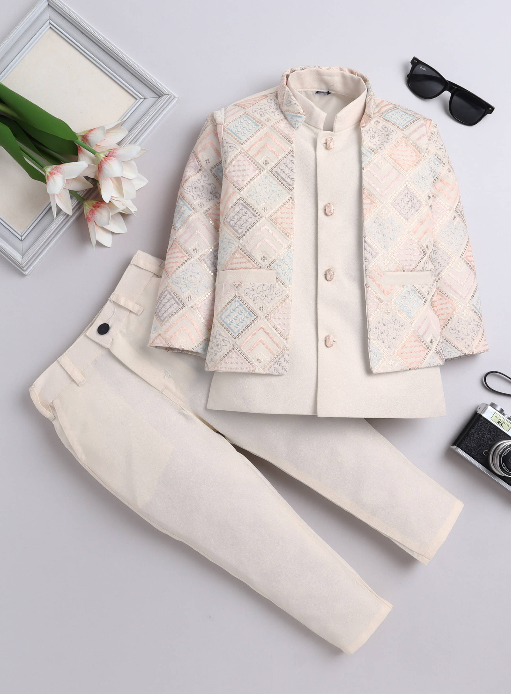     			Fourfolds Boys Polyester Suit ( Pack of 1 , Cream )