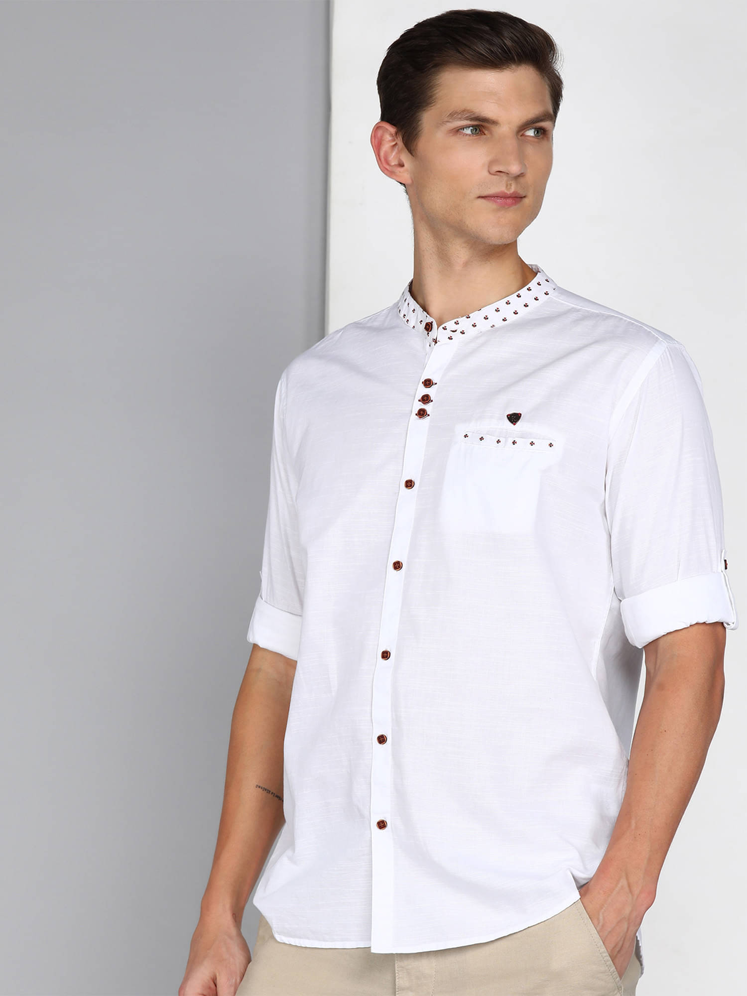 Kuons Avenue Linen Regular Fit Solids Full Sleeves Men's Casual Shirt - White ( Pack of 1 ) Kuons Avenue Linen Regular Fit Solids Full Sleeves Men's Casual Shirt - White ( Pack of 1 )