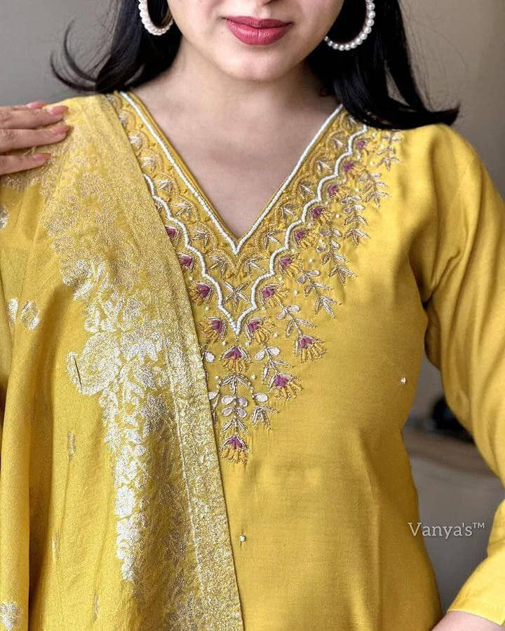 VASTRANARI Women Chanderi Embroidered Straight Kurti With Pants ( Yellow )