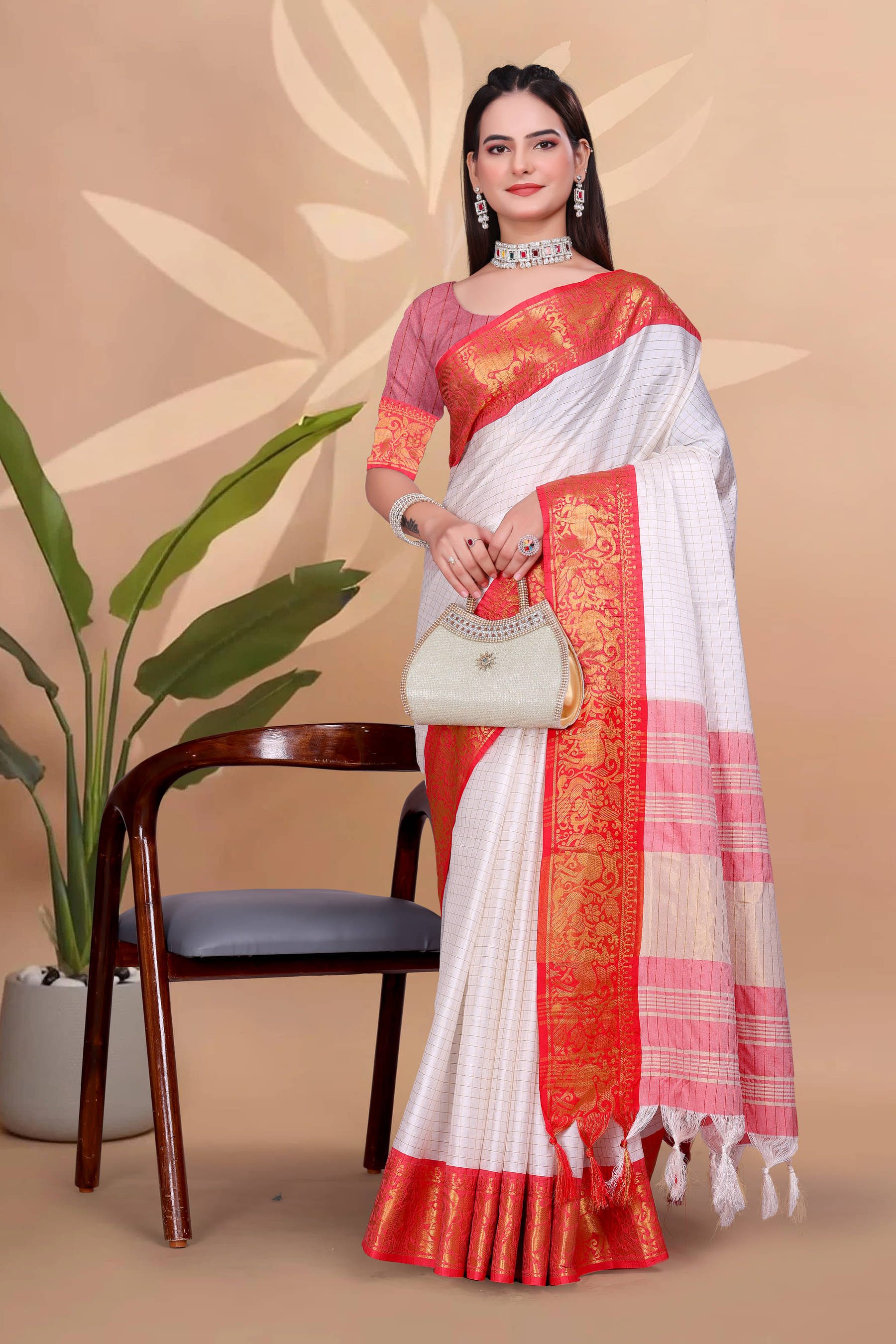 Clirva Art Silk Self Design Banarasi saree With Unstitched Blouse Piece ( Red ) Clirva Art Silk Self Design Banarasi saree With Unstitched Blouse Piece ( Red )