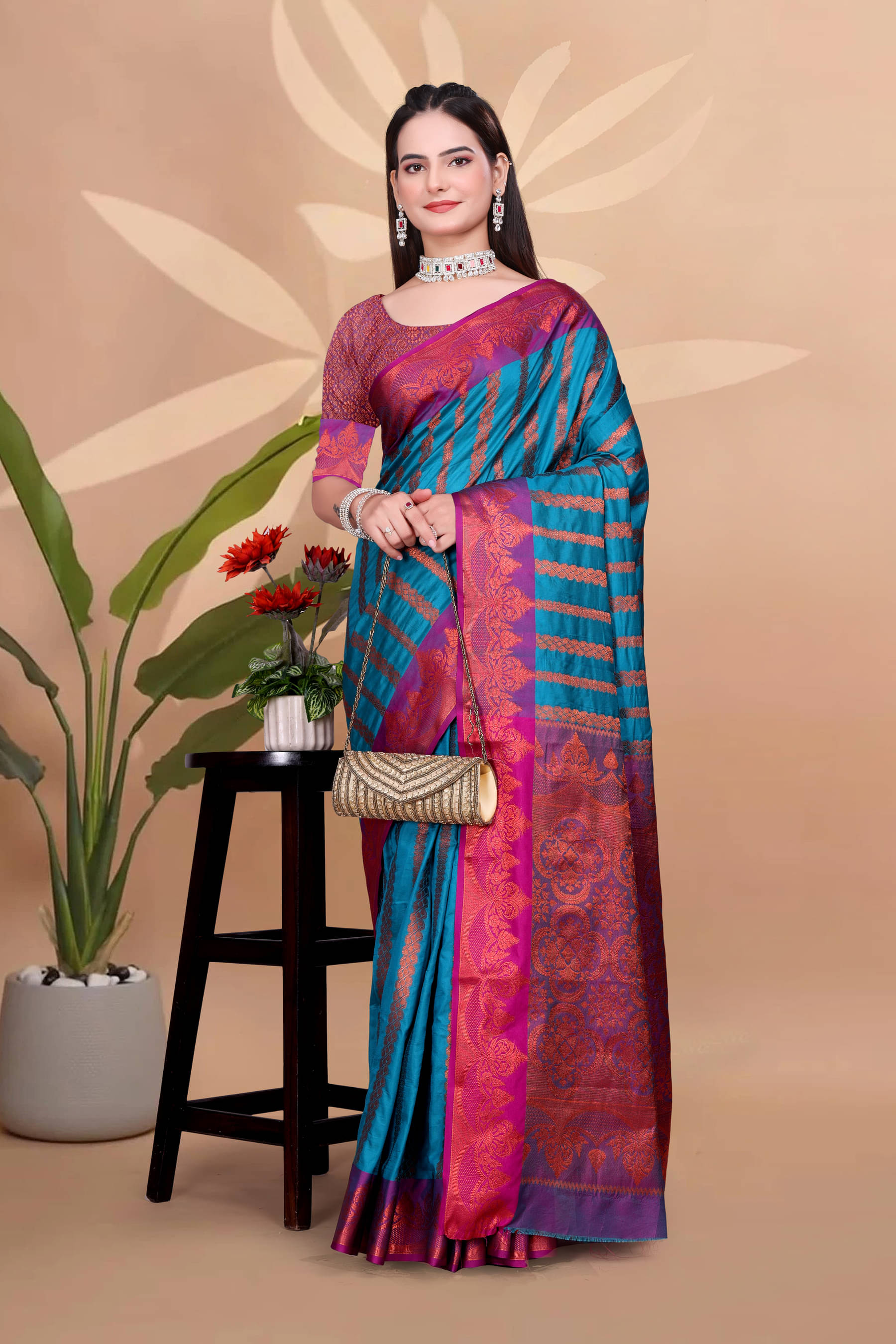     			Clirva Bangalore Silk Self Design Banarasi saree With Unstitched Blouse Piece ( Rama )
