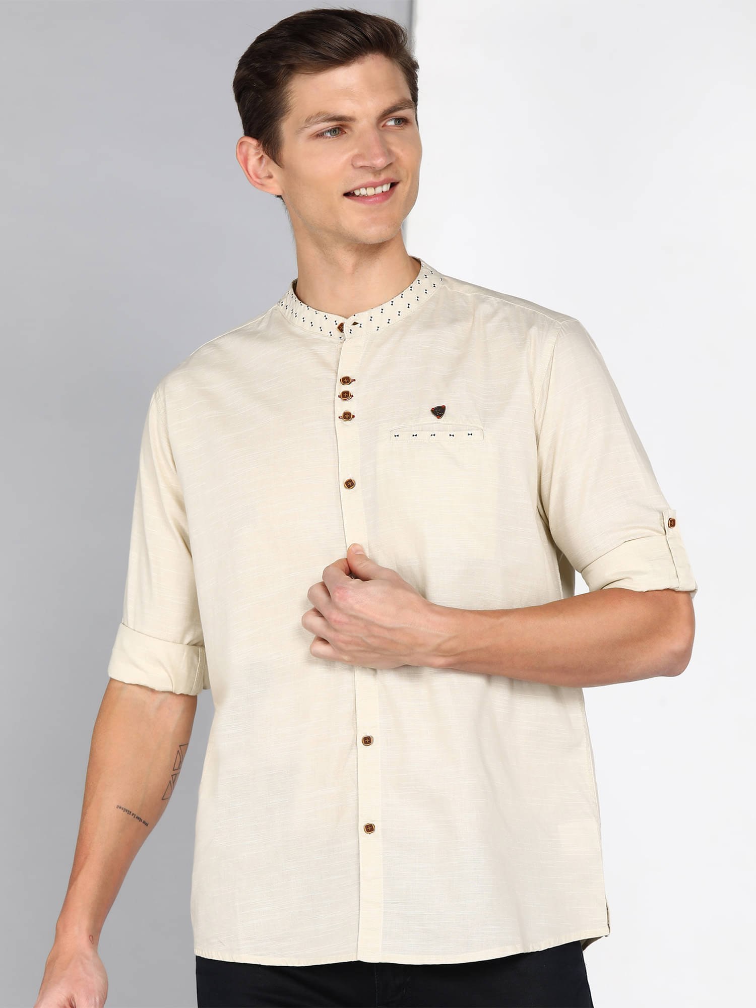     			Kuons Avenue Linen Regular Fit Solids Full Sleeves Men's Casual Shirt - Beige ( Pack of 1 )