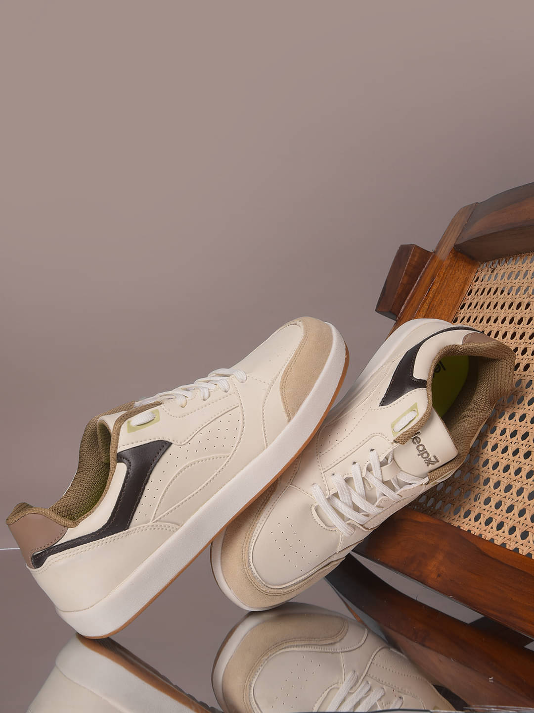     			Liberty CLASTO-1E Beige Men's Sneakers