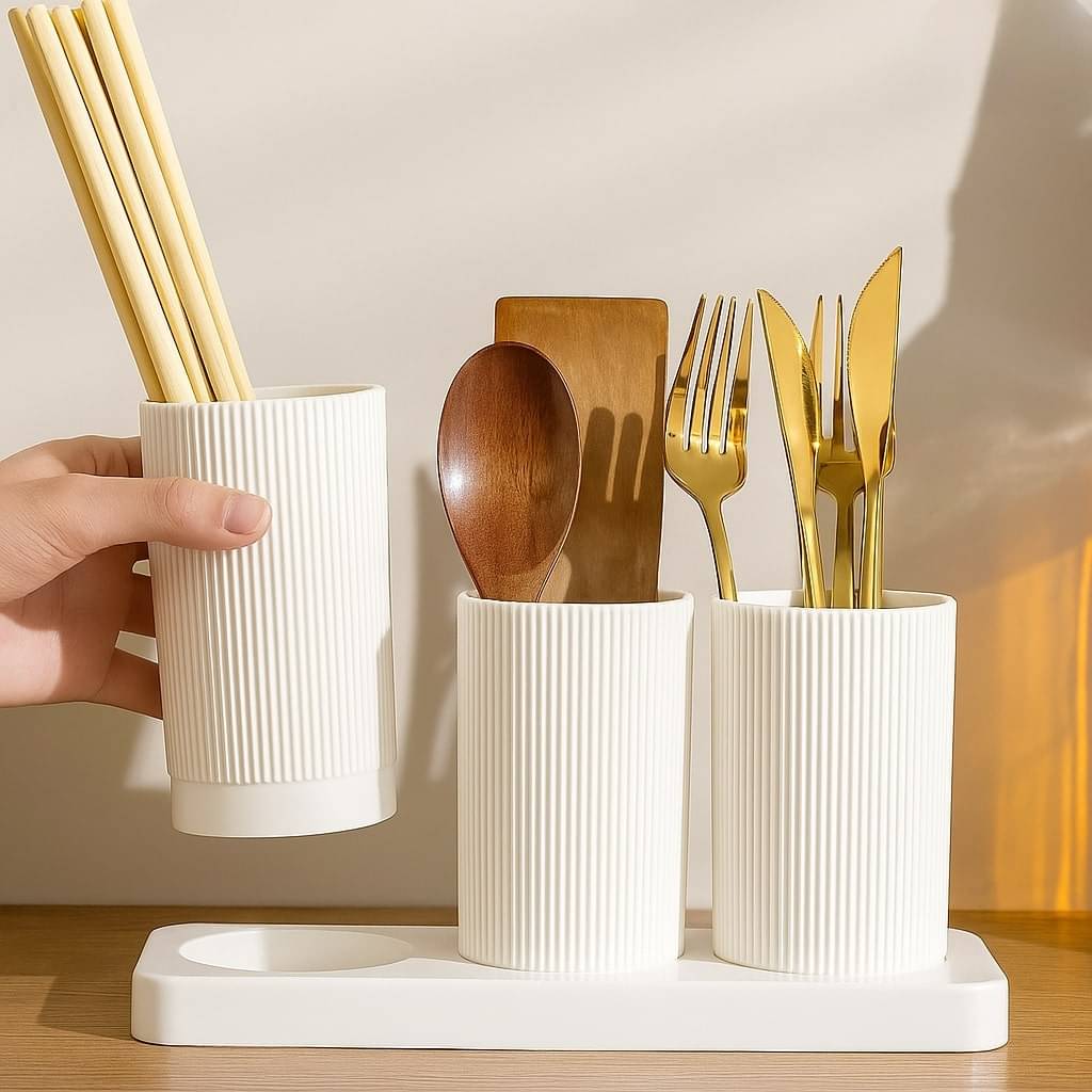     			MAGICSPOON Spoon Stand Polyproplene White Multi-Purpose Container ( Set of 1 )
