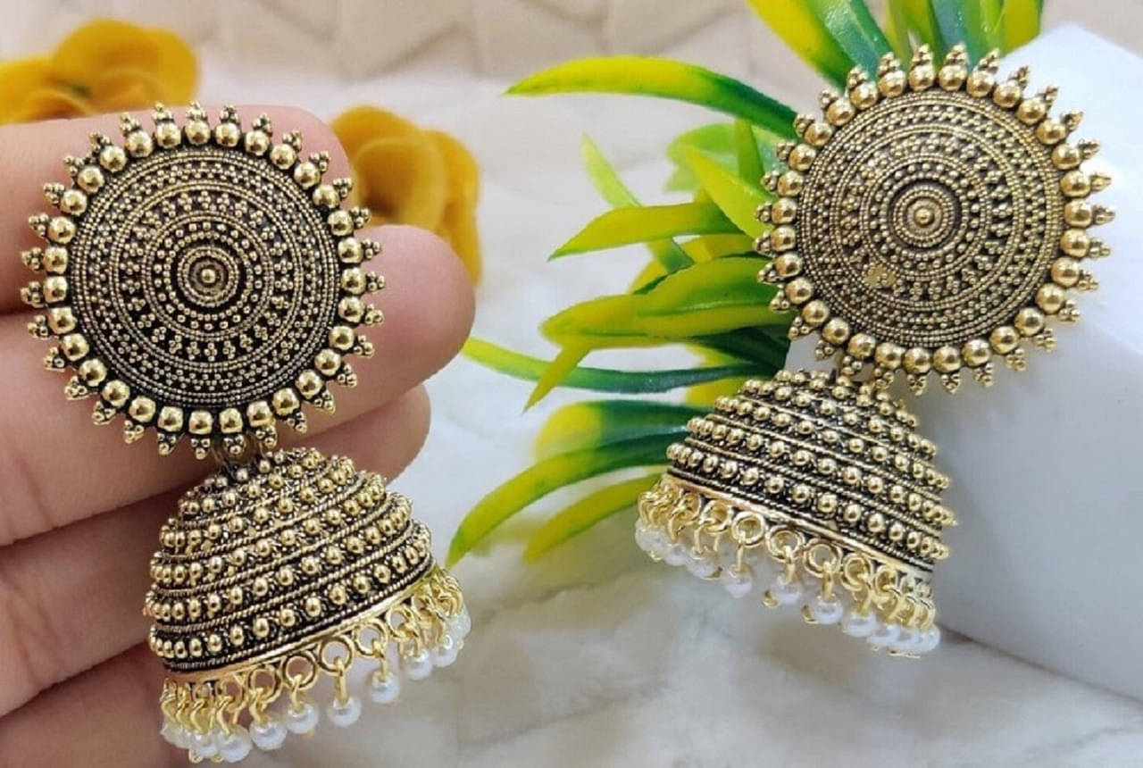     			Mehak Creation Black Jhumki Earrings ( Pack of 1 )