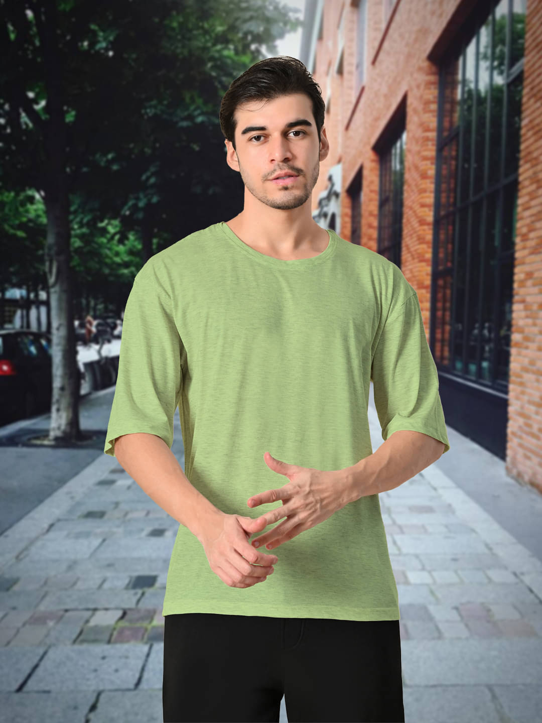     			Glito Men Cotton Oversized Fit Solid T-Shirt ( Green )