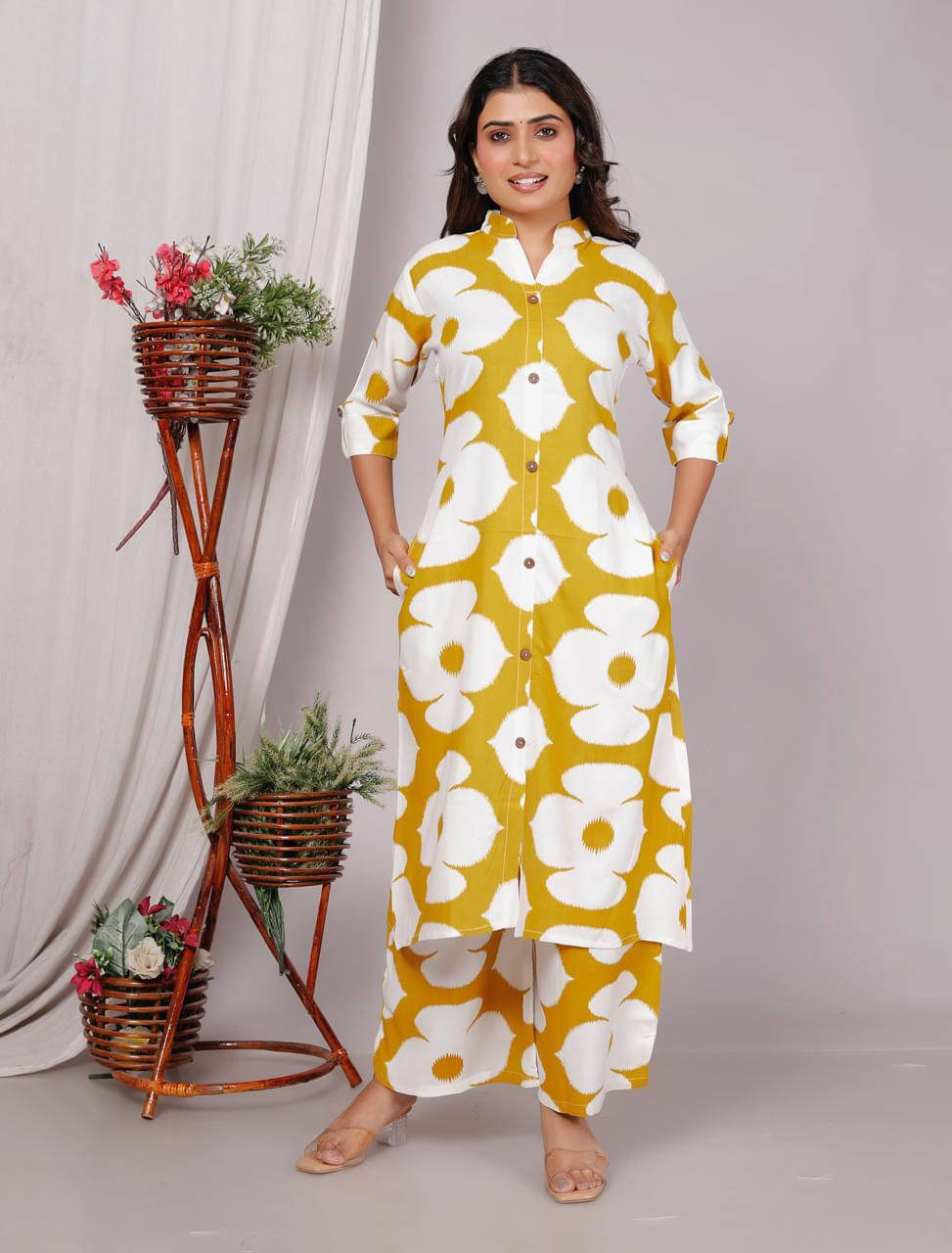 Laxmi Creation Women Viscose Printed A-line Kurti With Pants ( Yellow ) Laxmi Creation Women Viscose Printed A-line Kurti With Pants ( Yellow )