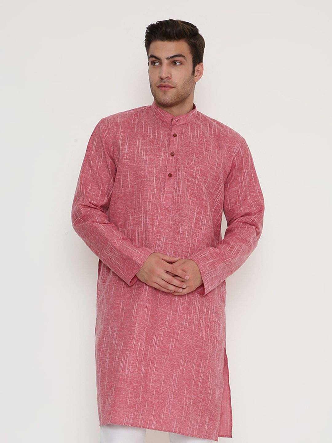 Maharaja Red Blended Men's Regular Kurta ( Pack of 1 ) Maharaja Red Blended Men's Regular Kurta ( Pack of 1 )