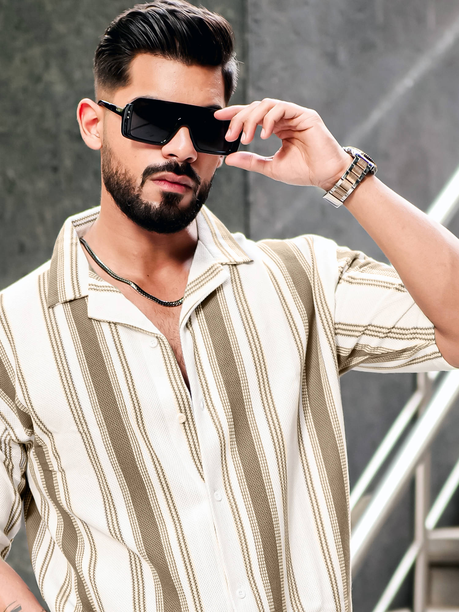 Maniac Cotton Blend Oversized Fit Striped Half Sleeves Men's Casual Shirt - Green ( Pack of 1 ) Maniac Cotton Blend Oversized Fit Striped Half Sleeves Men's Casual Shirt - Green ( Pack of 1 )