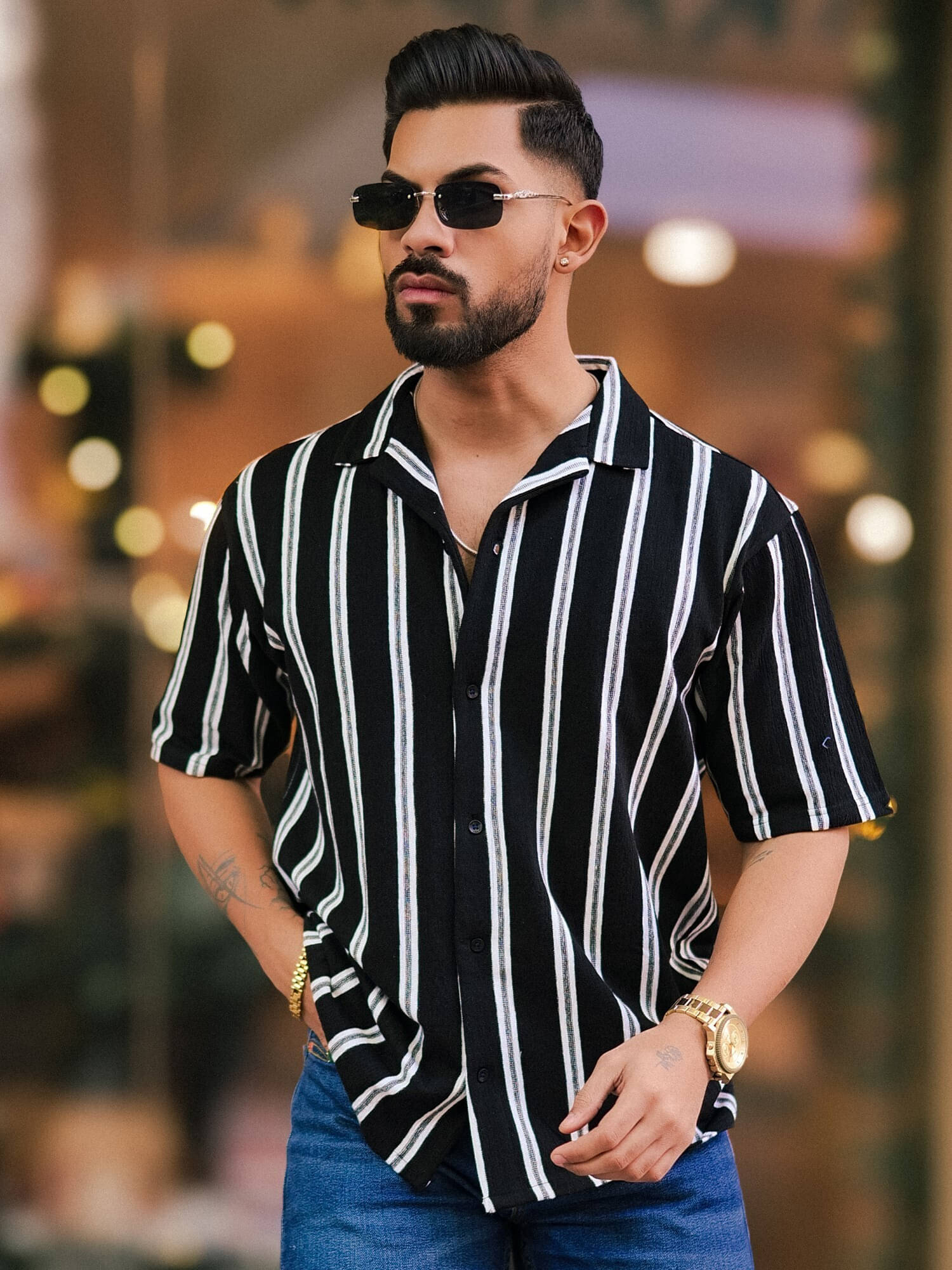     			Maniac Cotton Blend Oversized Fit Striped 3/4th Sleeves Men's Casual Shirt - Black ( Pack of 1 )
