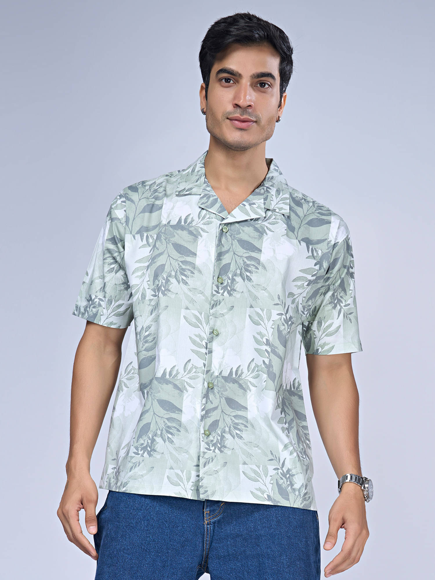 Maniac Poly Cotton Boxy Printed Half Sleeves Men's Casual Shirt - Multicolor ( Pack of 1 ) Maniac Poly Cotton Boxy Printed Half Sleeves Men's Casual Shirt - Multicolor ( Pack of 1 )