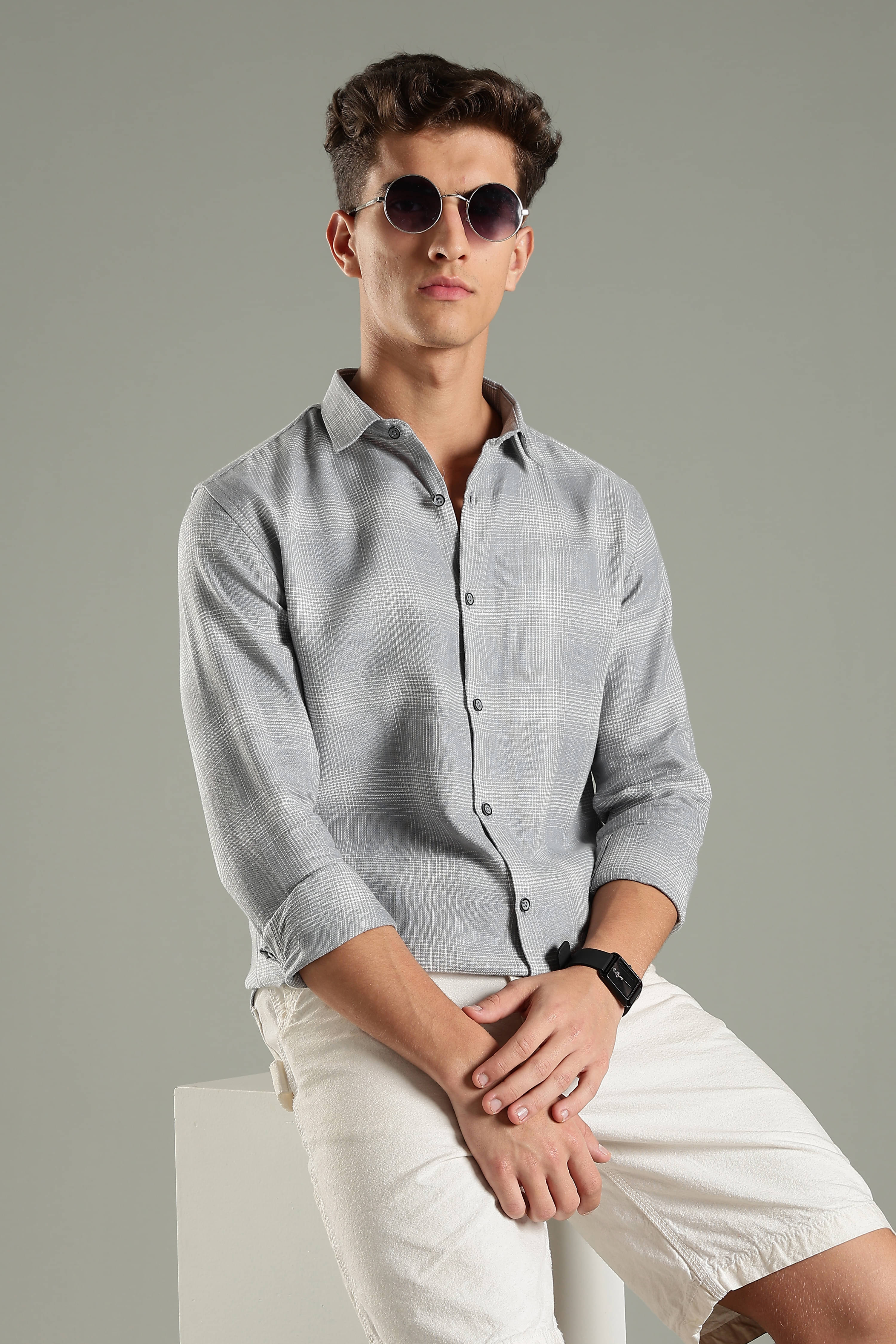 Paul Street 100% Cotton Regular Fit Checks Full Sleeves Men's Casual Shirt - Grey ( Pack of 1 ) Paul Street 100% Cotton Regular Fit Checks Full Sleeves Men's Casual Shirt - Grey ( Pack of 1 )