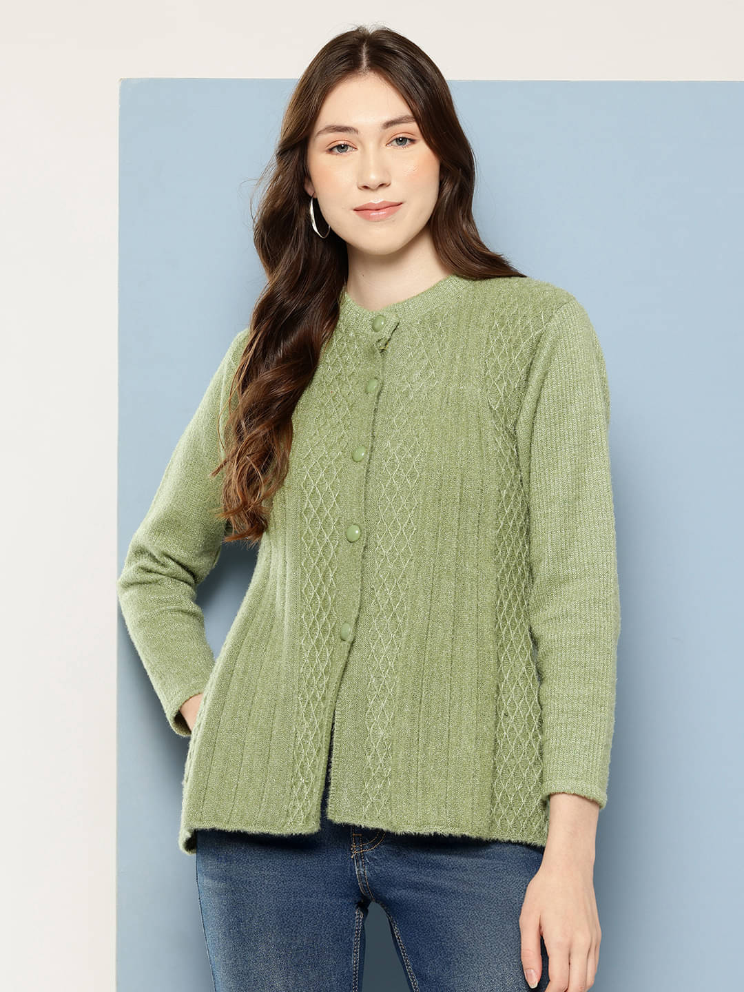 Aarika Woollen Regular Collar Women's Buttoned Cardigans - Green ( Single ) Aarika Woollen Regular Collar Women's Buttoned Cardigans - Green ( Single )