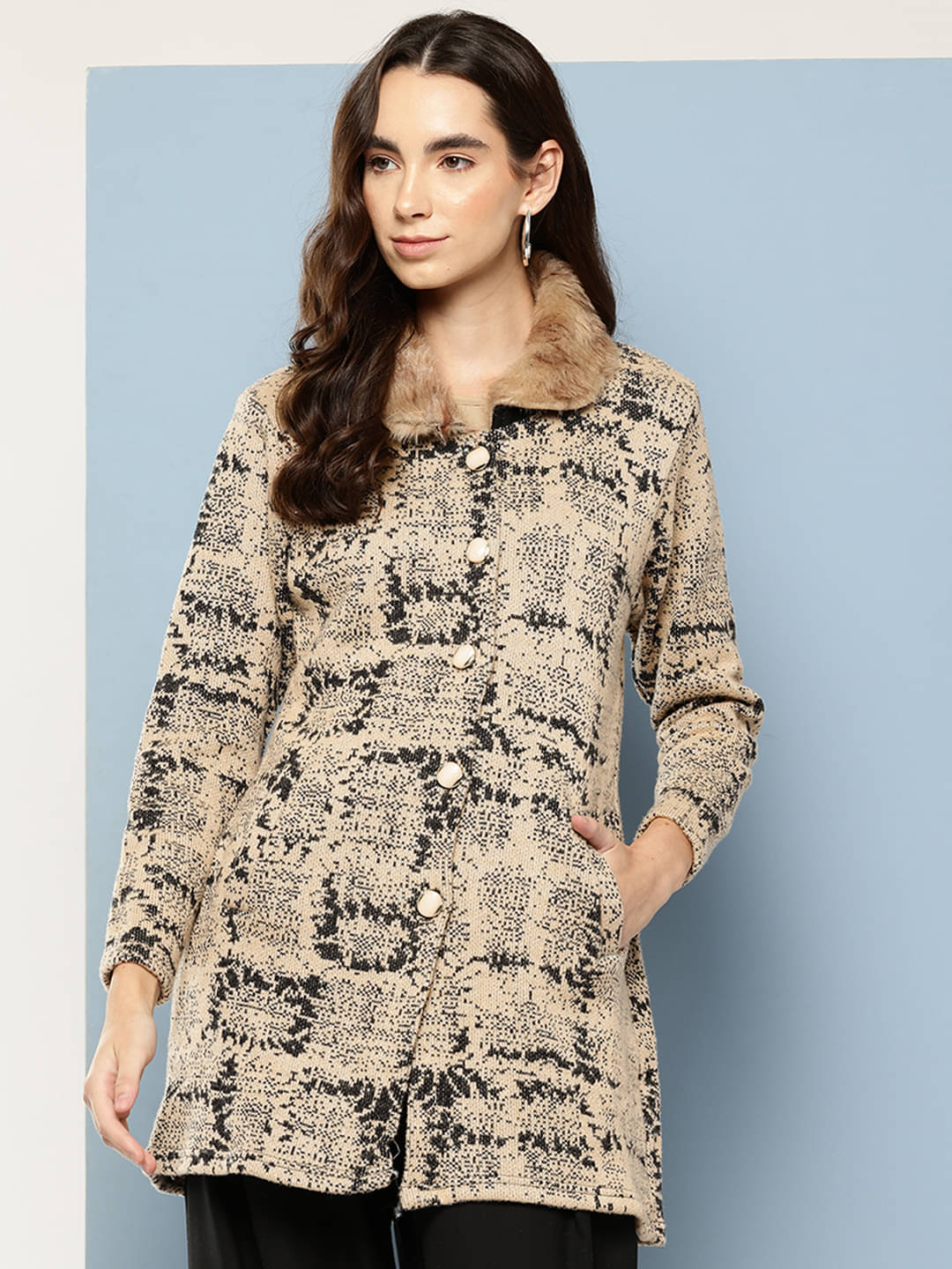     			Aarika Woollen Regular Collar Women's Buttoned Cardigans - Beige ( Single )