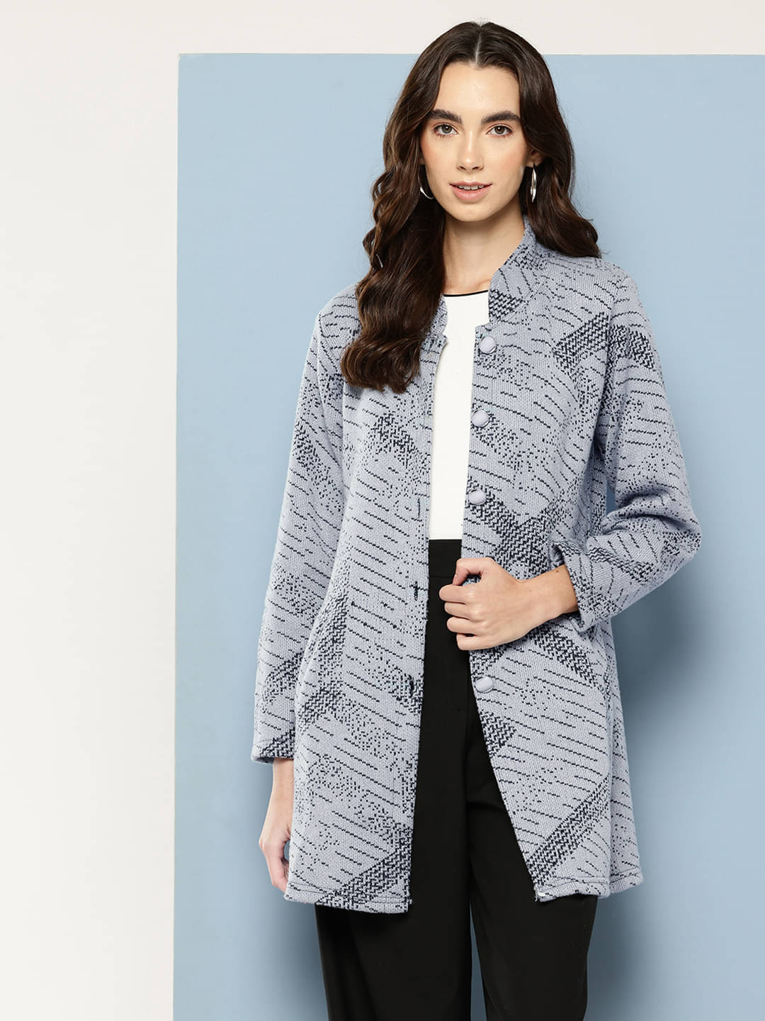Aarika Woollen Regular Collar Women's Buttoned Cardigans - Grey ( Single ) Aarika Woollen Regular Collar Women's Buttoned Cardigans - Grey ( Single )