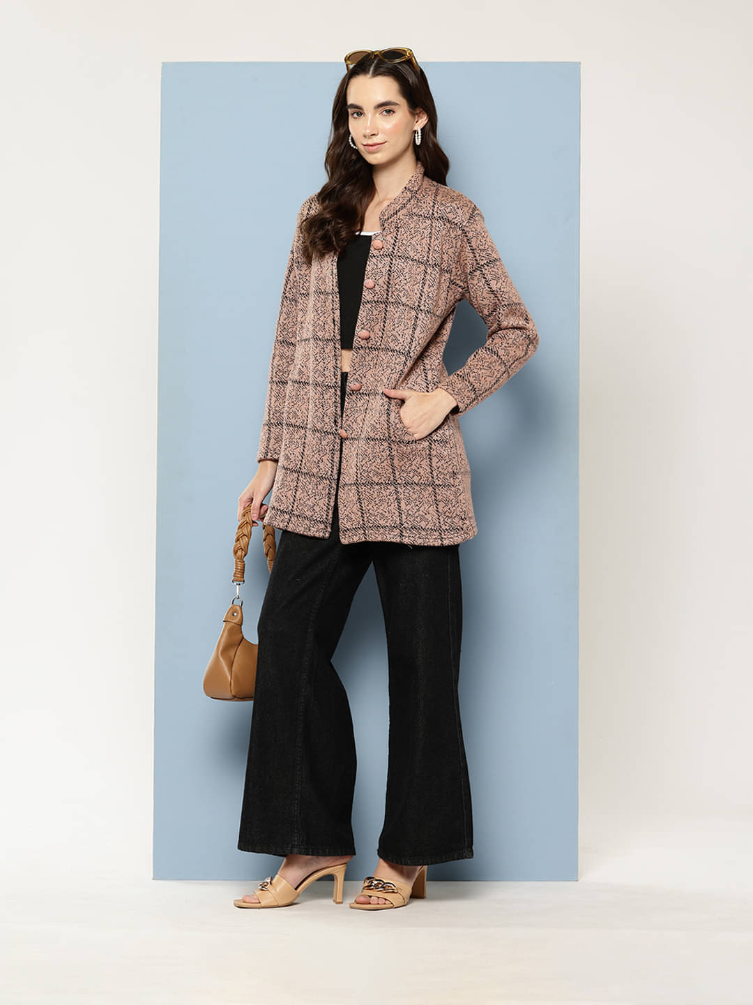     			Aarika Woollen Regular Collar Women's Buttoned Cardigans - Peach ( Single )