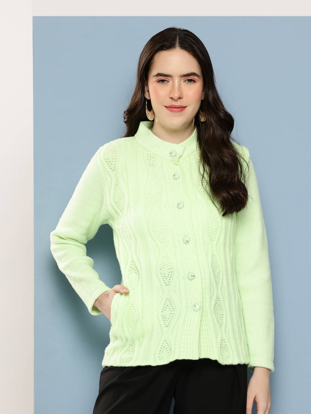 Aarika Woollen Regular Collar Women's Buttoned Cardigans - Green ( Single ) Aarika Woollen Regular Collar Women's Buttoned Cardigans - Green ( Single )