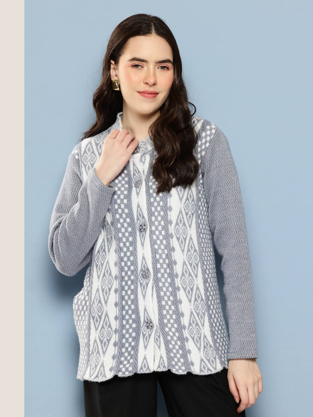     			Aarika Woollen Regular Collar Women's Buttoned Cardigans - Grey ( Single )