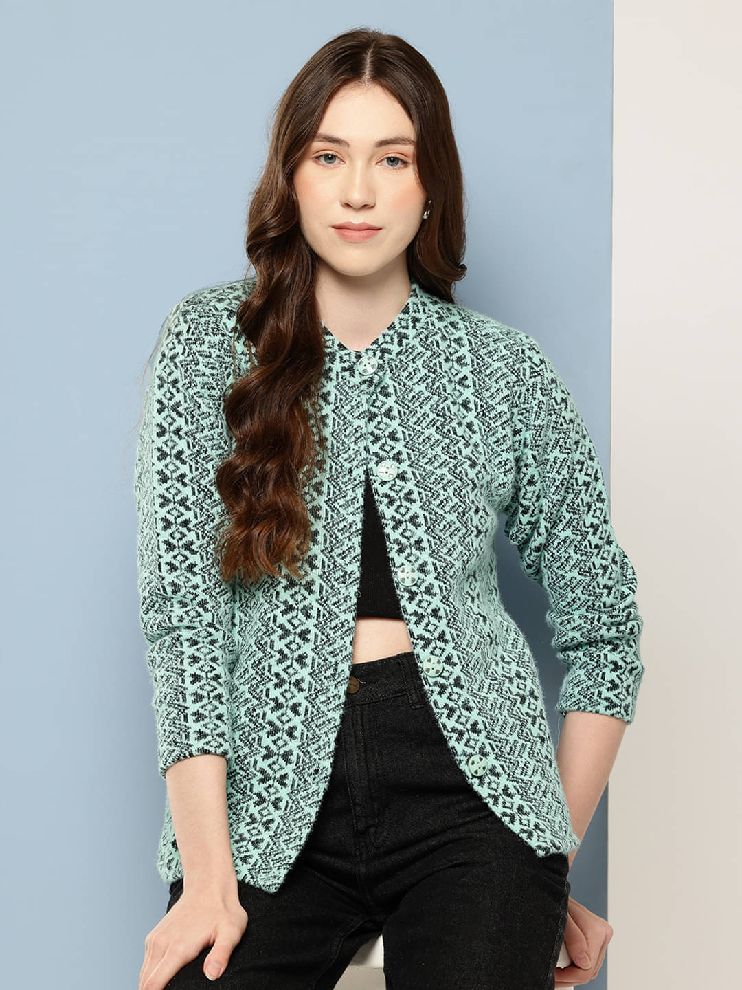 Aarika Woollen Round Neck Women's Buttoned Cardigans - Green ( Single ) Aarika Woollen Round Neck Women's Buttoned Cardigans - Green ( Single )