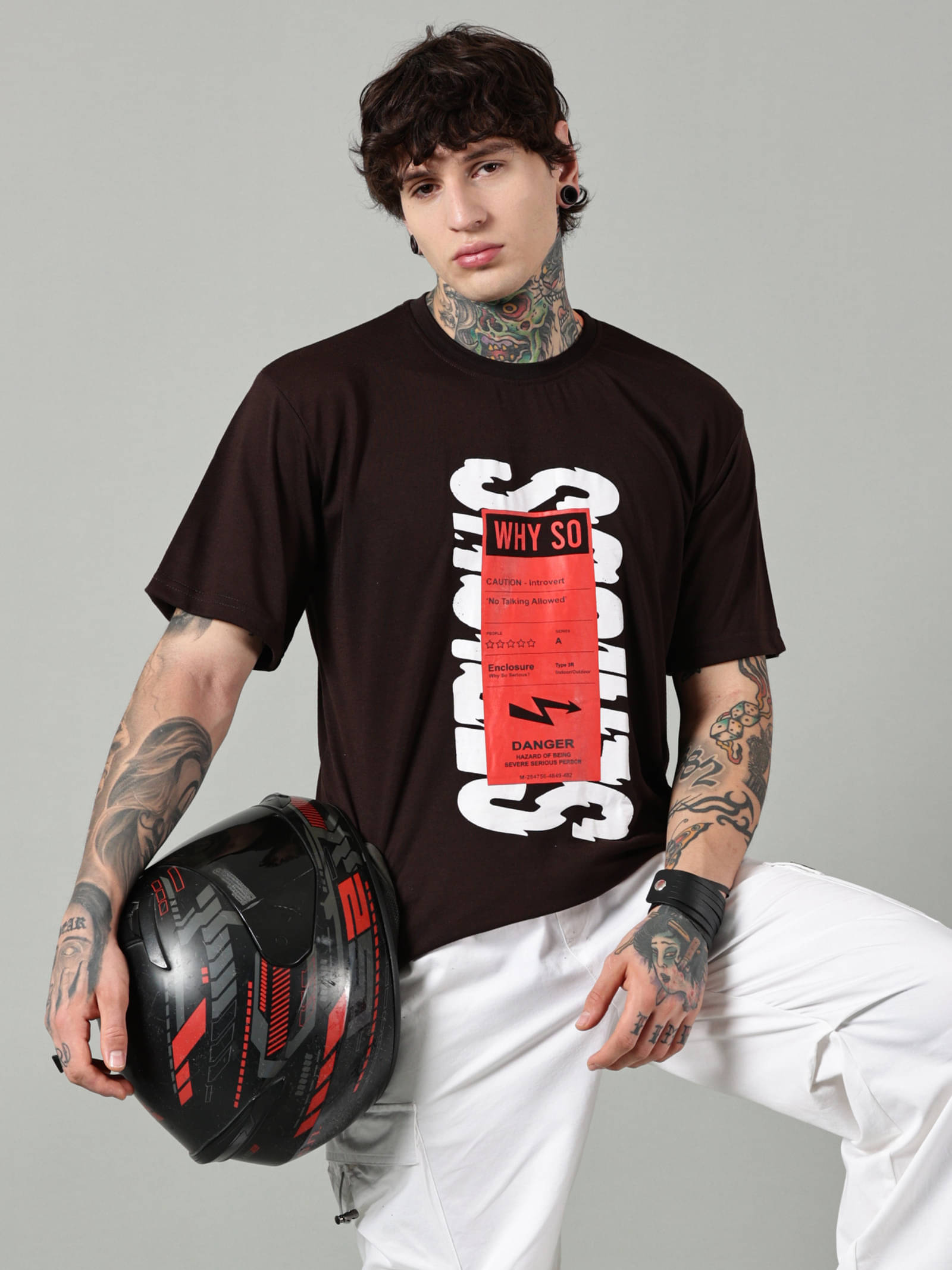     			Diversify Men Cotton Blend Oversized Fit Printed T-Shirt ( Brown )