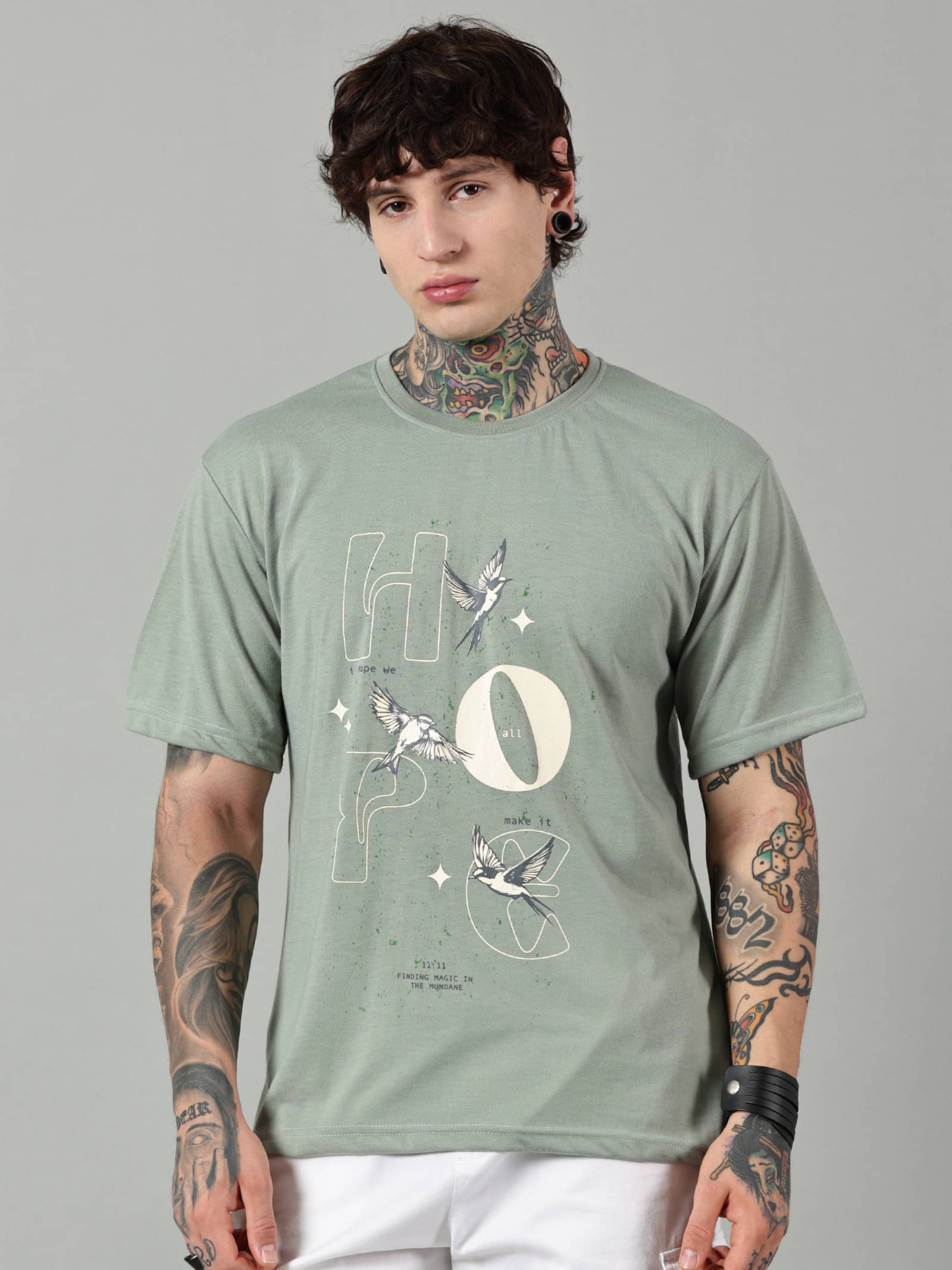     			Diversify Men Cotton Blend Oversized Fit Printed T-Shirt ( Green )