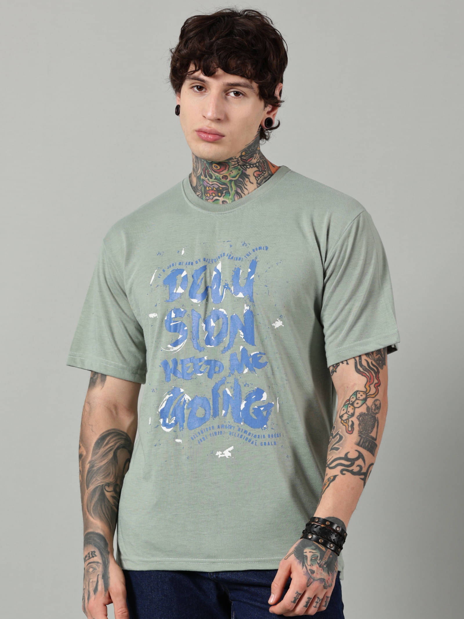     			Diversify Men Cotton Blend Oversized Fit Printed T-Shirt ( Green )