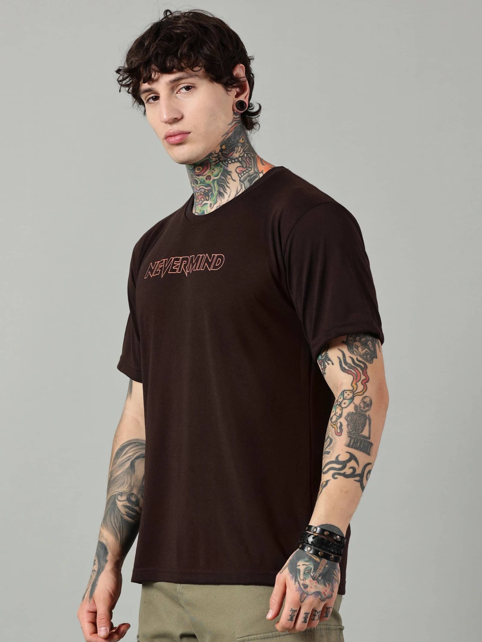 Diversify Men Cotton Blend Oversized Fit Printed T-Shirt ( Brown )