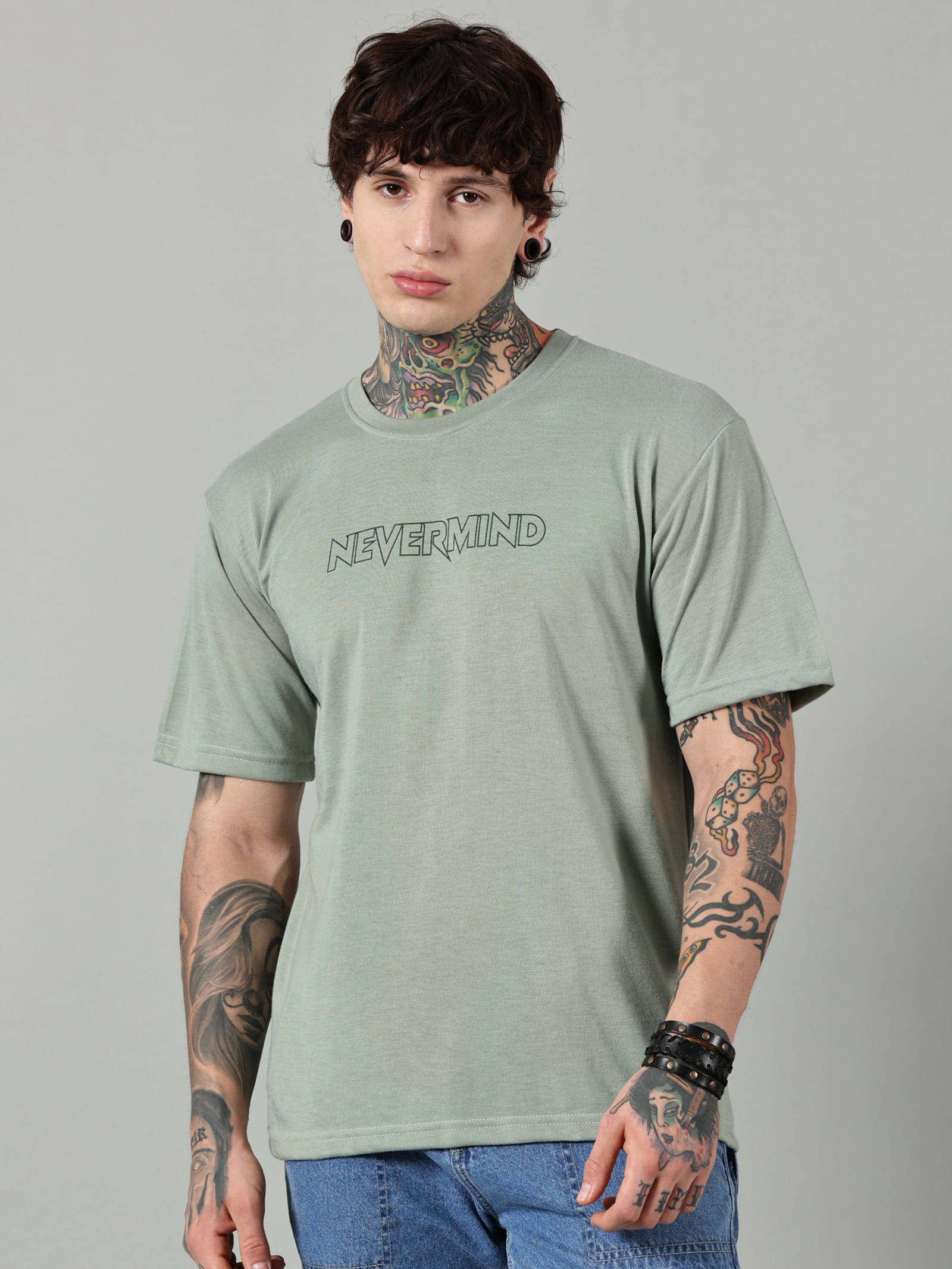 Diversify Men Cotton Blend Oversized Fit Printed T-Shirt ( Green ) Diversify Men Cotton Blend Oversized Fit Printed T-Shirt ( Green )