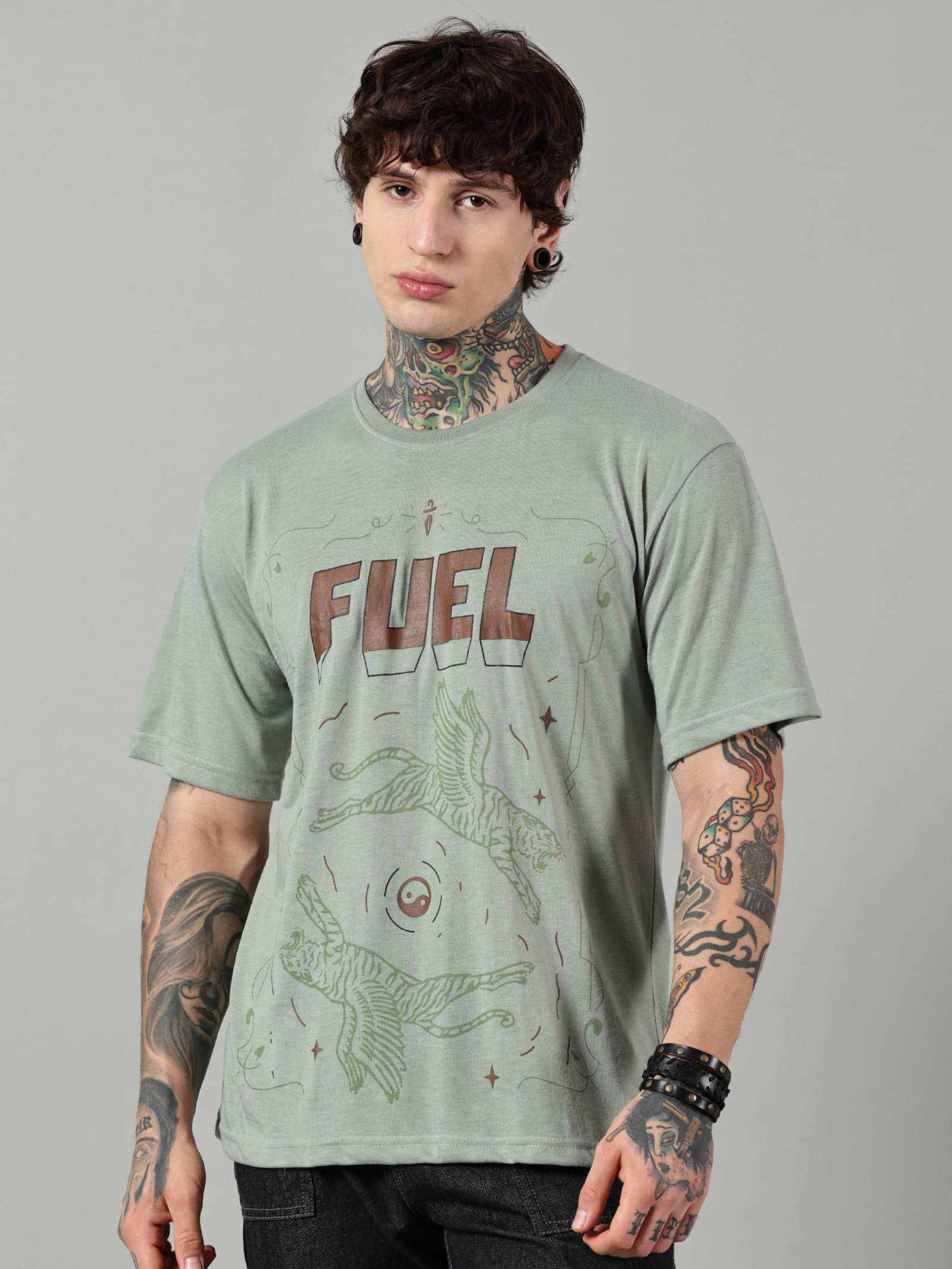     			Diversify Men Cotton Blend Oversized Fit Printed T-Shirt ( Green )