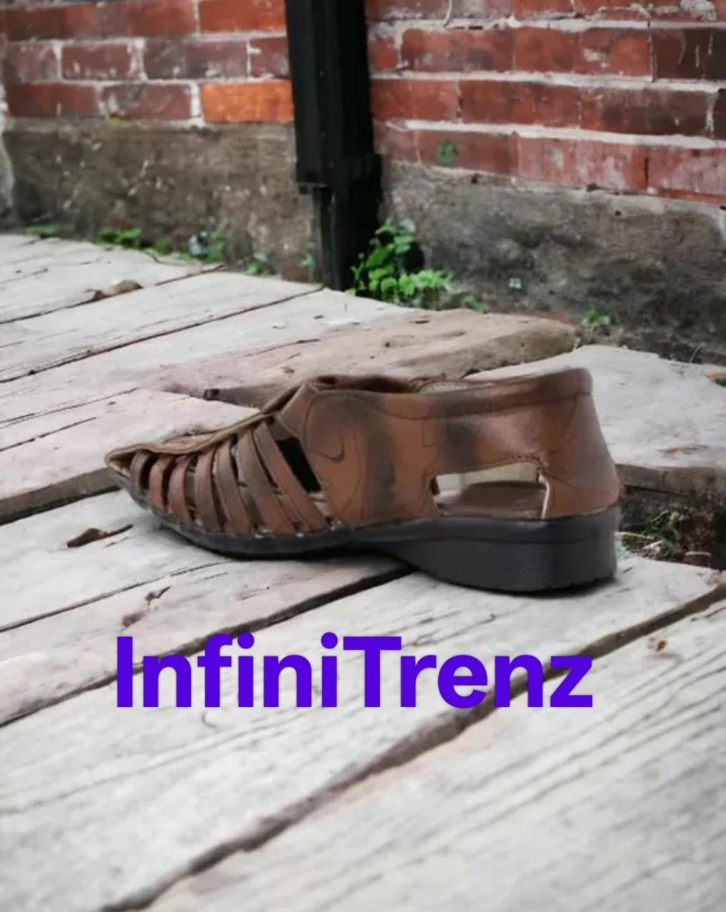     			INFINITRENZ - Brown Men's Sandals