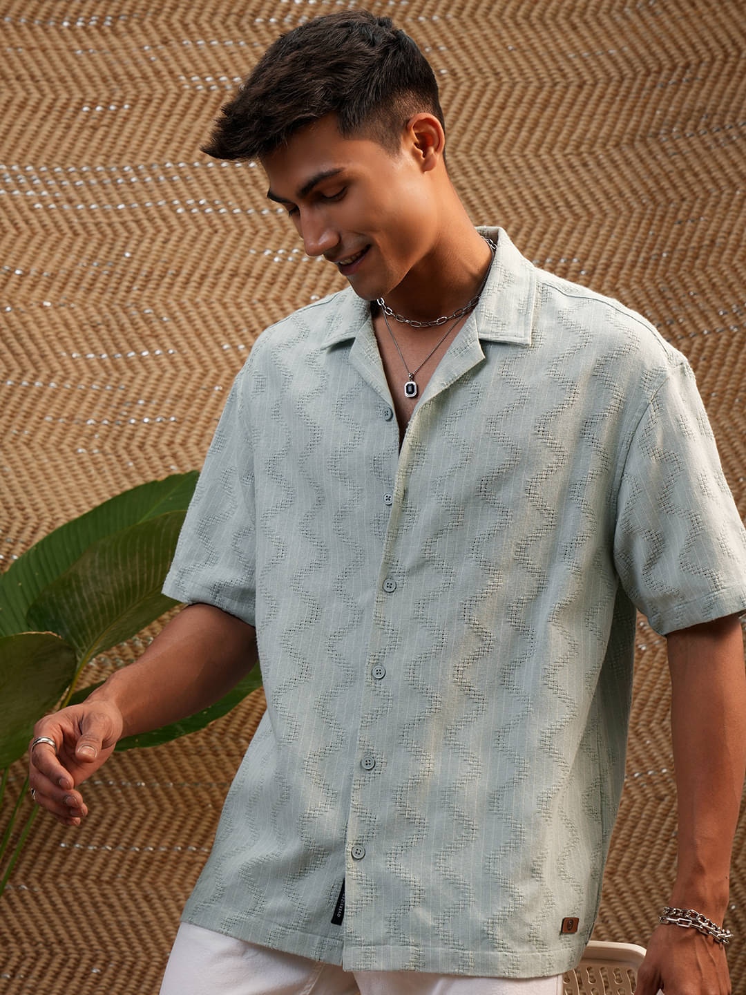     			Locomotive Cotton Blend Oversized Fit Self Design Half Sleeves Men's Casual Shirt - Green ( Pack of 1 )