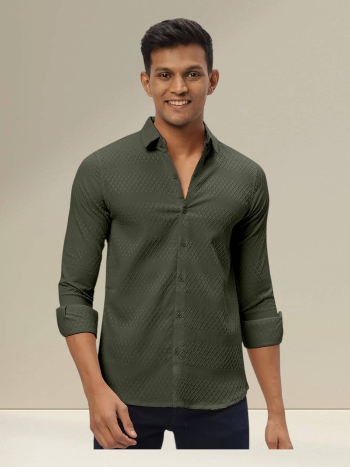 OQUENT Poly Cotton Regular Fit Solids Full Sleeves Men's Casual Shirt - Olive ( Pack of 1 )     			OQUENT Poly Cotton Regular Fit Solids Full Sleeves Men's Casual Shirt - Olive ( Pack of 1 )