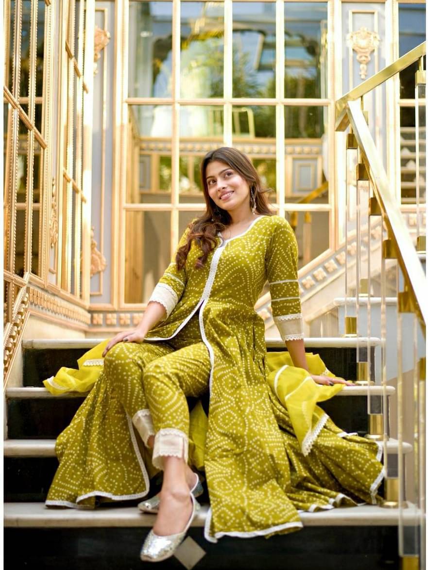 A TO Z CART Women Rayon Printed Straight Kurti With Pants ( Yellow ) A TO Z CART Women Rayon Printed Straight Kurti With Pants ( Yellow )