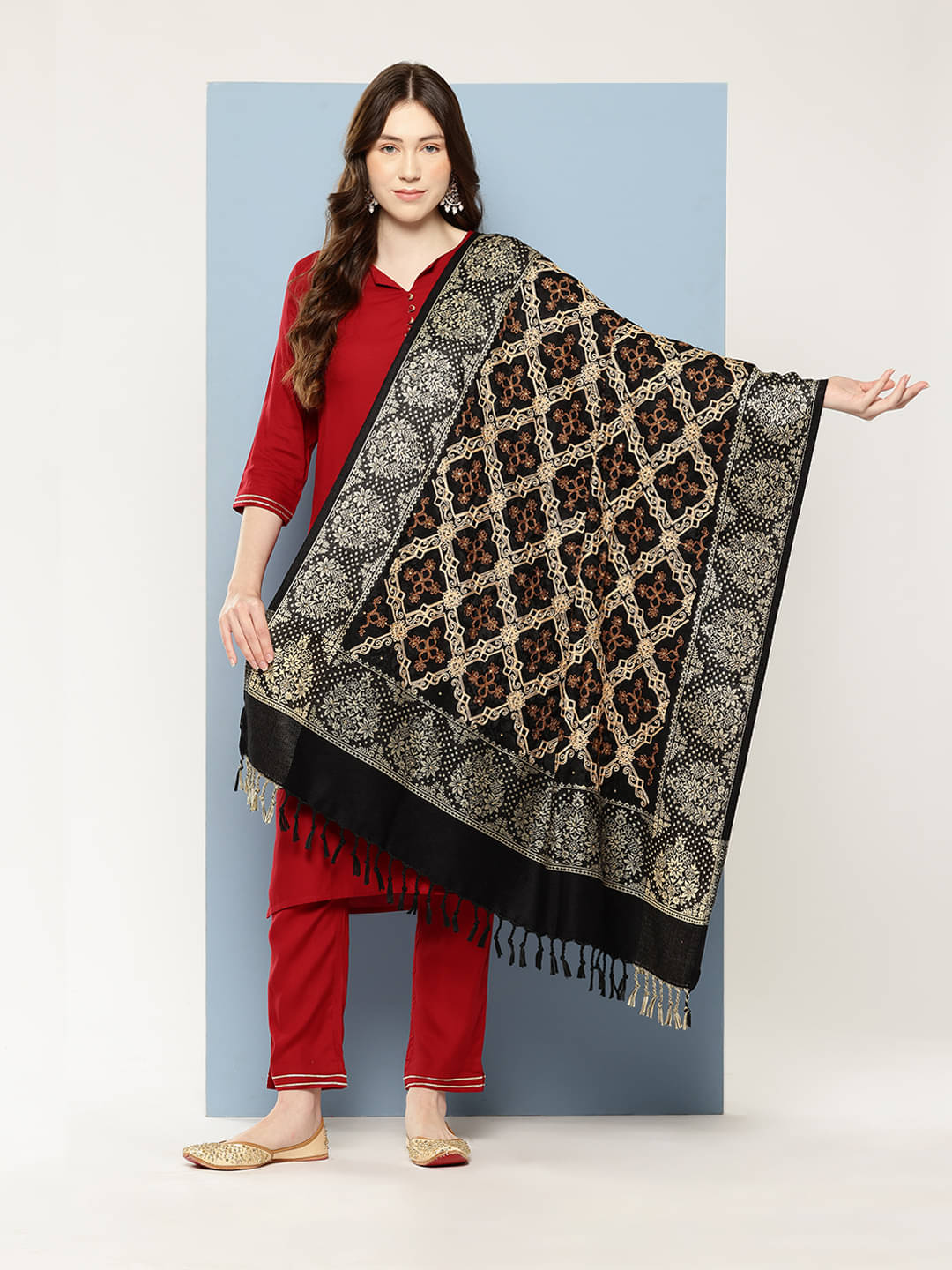 Aarika Black Self Design Shawl - ( Pack of 1 ) Aarika Black Self Design Shawl - ( Pack of 1 )
