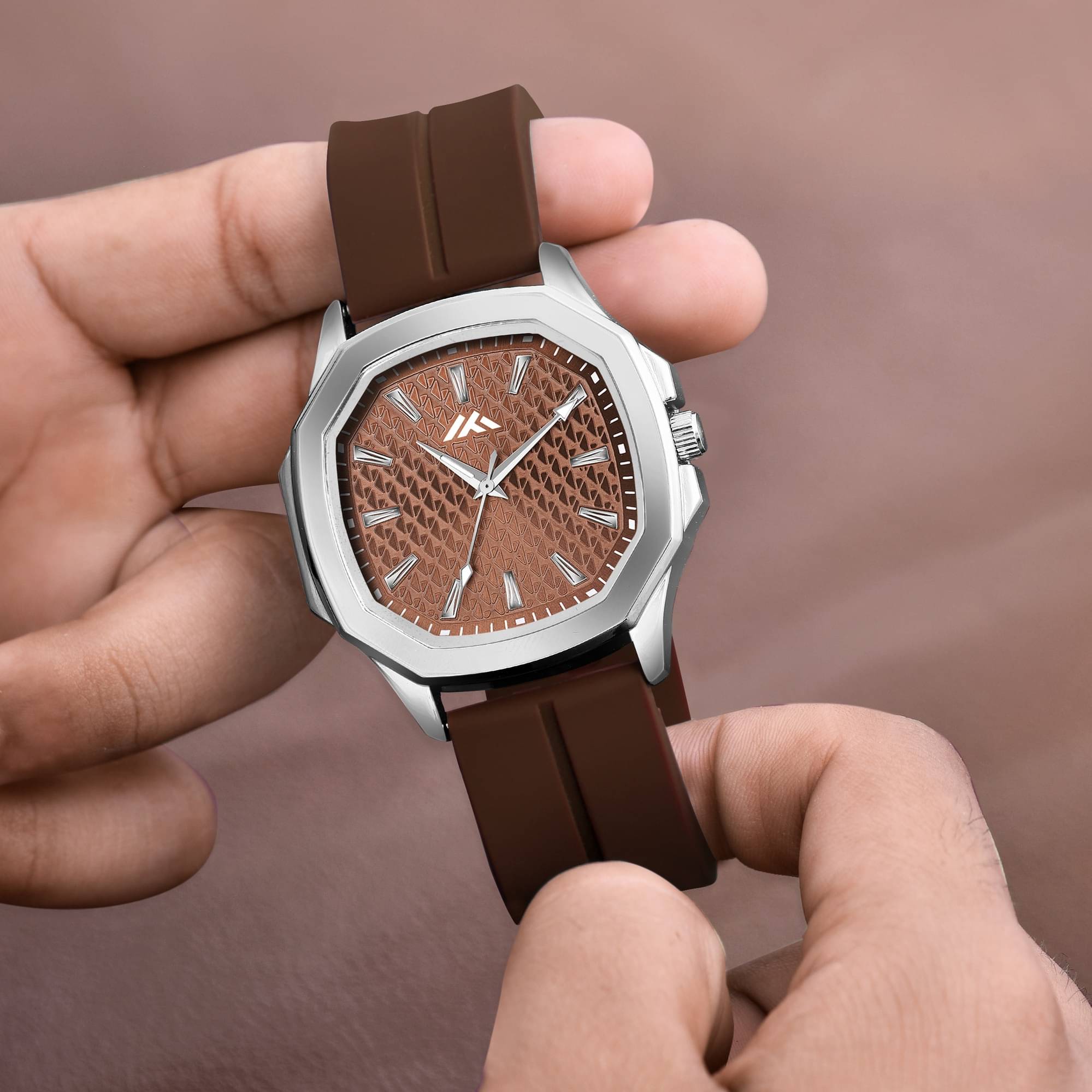     			Newman Brown Silicon Analog Men's Watch