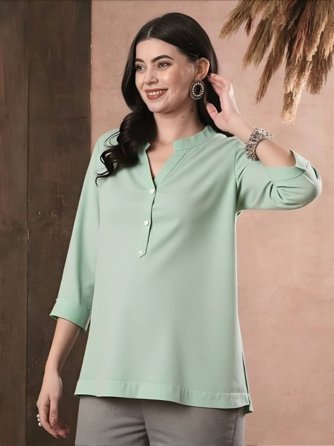 PLUS PARADISE Women Rayon Solid Straight Kurti ( Light Green )     			PLUS PARADISE Women Rayon Solid Straight Kurti ( Light Green )
