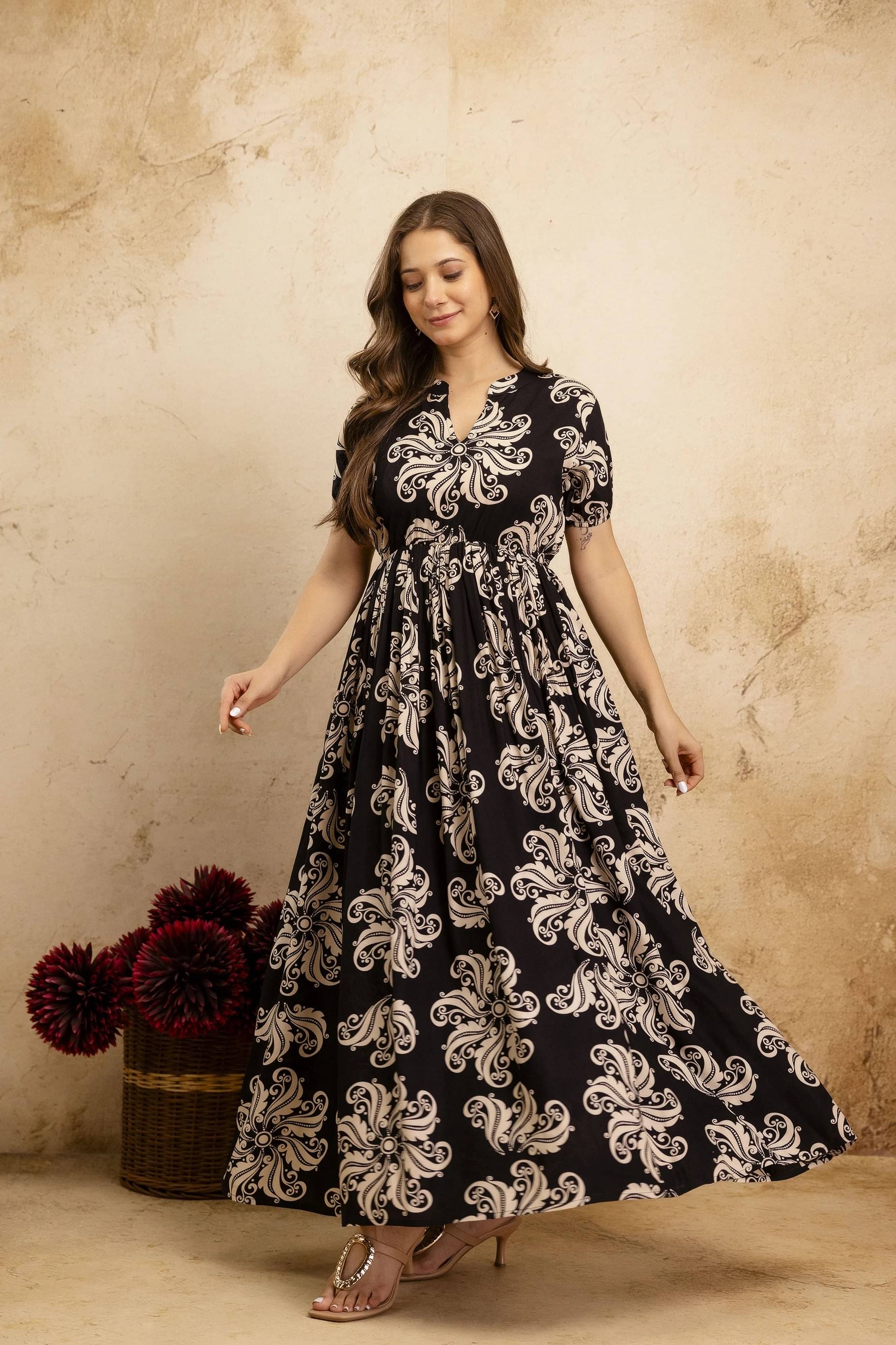 Purshottam Wala Women Viscose Rayon Printed Fit & Flare Dress ( Black )     			Purshottam Wala Women Viscose Rayon Printed Fit & Flare Dress ( Black )