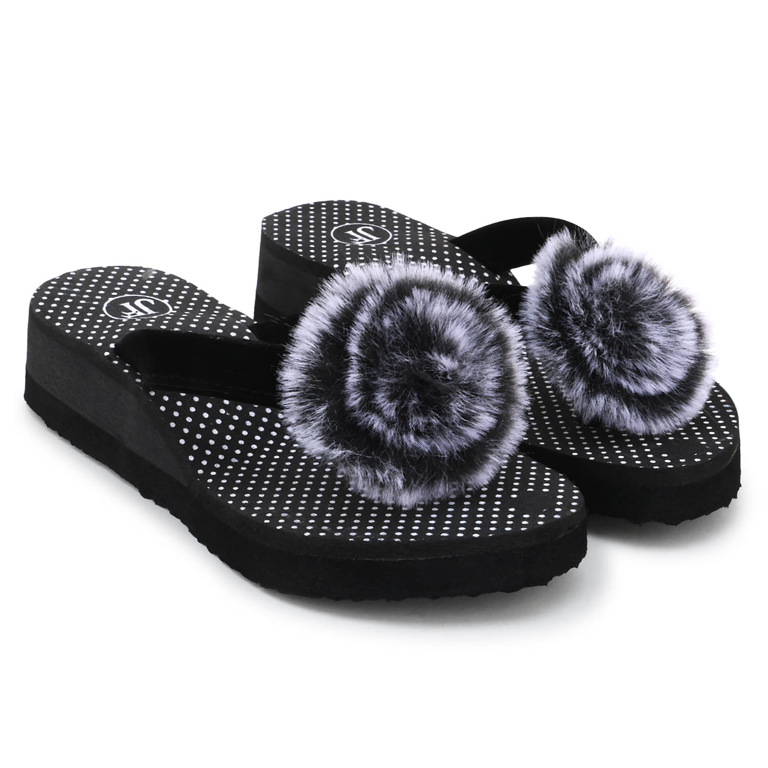     			Skytrap Black Women's Daily Slipper