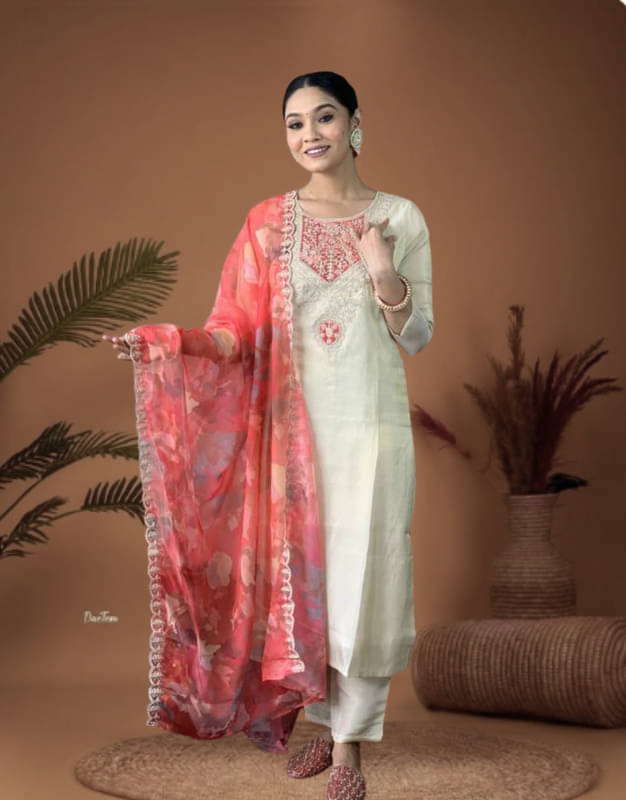     			Supar Sleave Women Viscose Embroidered Straight Kurti With Pants ( White )