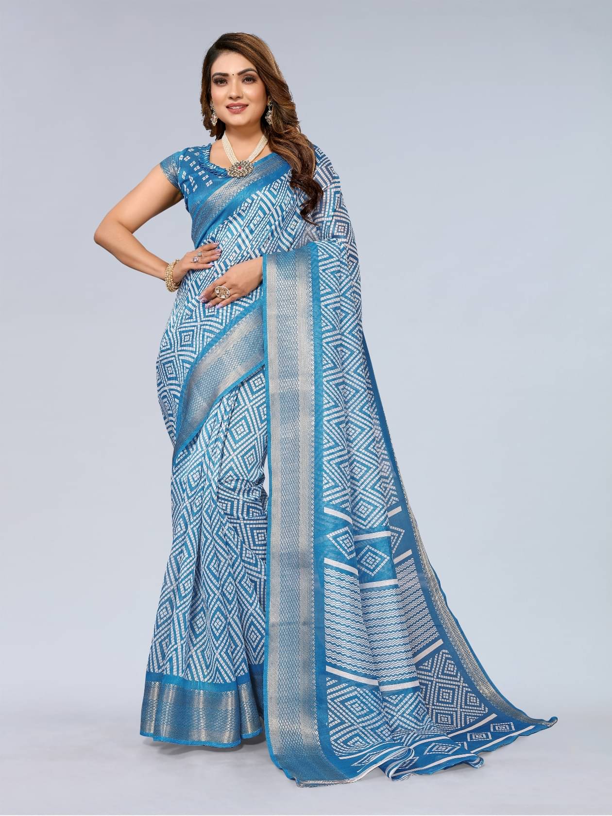     			BANDHANI VILLA Cotton Blend Printed Regular Saree With Unstitched Blouse Piece ( Sky Blue )