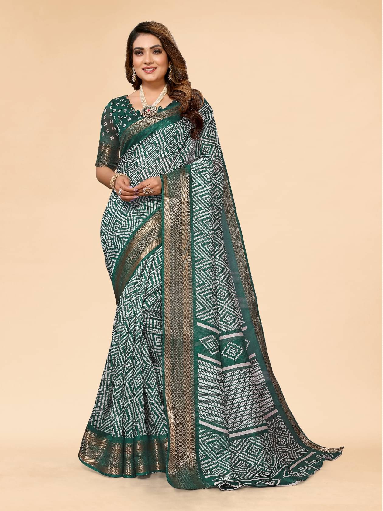     			BANDHANI VILLA Cotton Blend Printed Regular Saree With Unstitched Blouse Piece ( Green )