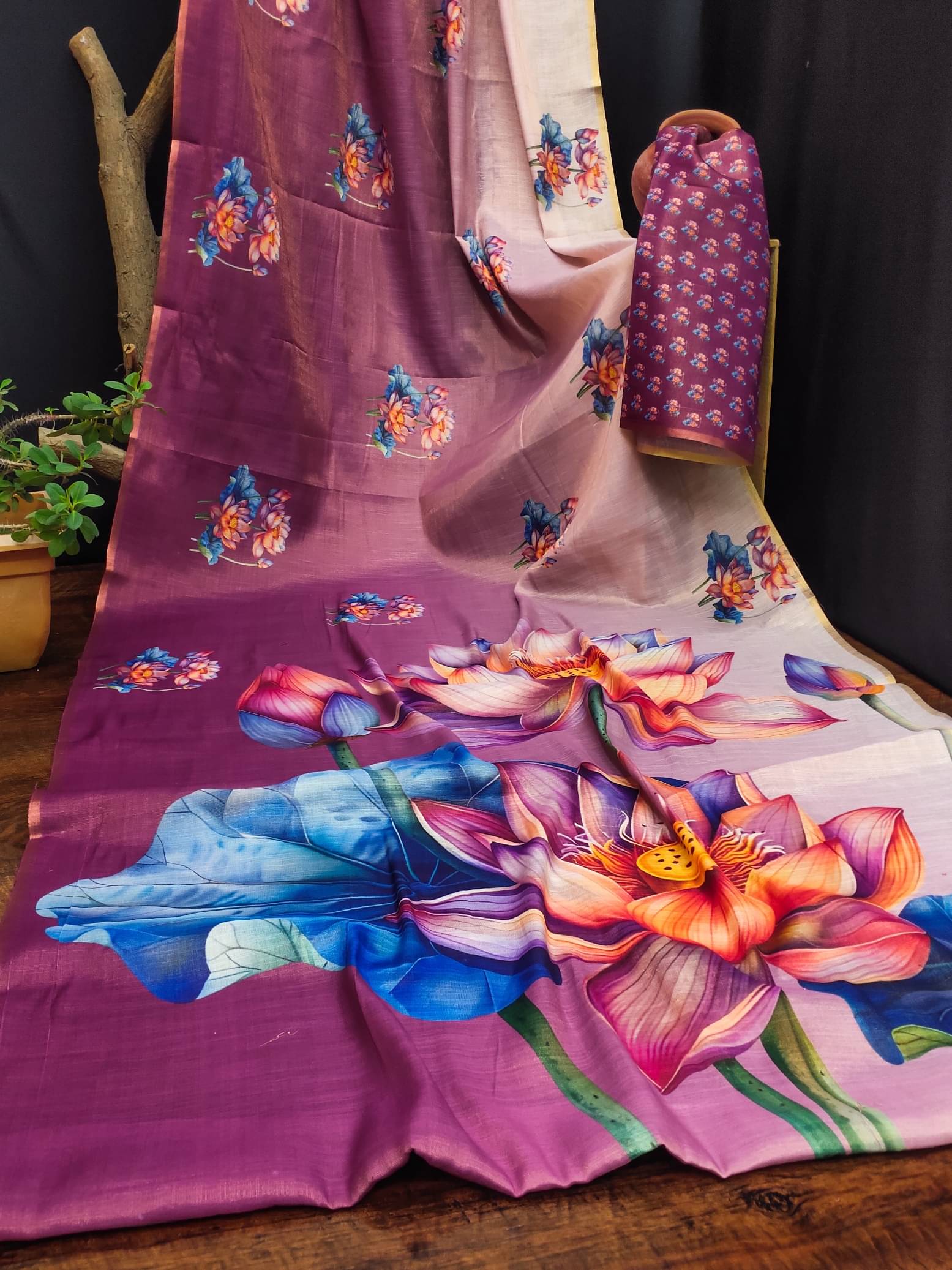     			BANDHANI VILLA Silk Printed Regular Saree With Unstitched Blouse Piece ( Multicolor 4 )
