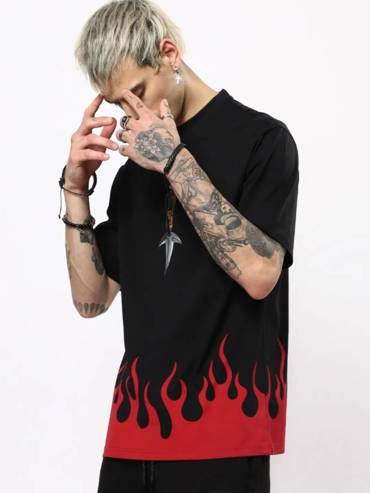 FLIRTY SOUL Men Polyester Regular Fit Printed T-Shirt ( Black ) FLIRTY SOUL Men Polyester Regular Fit Printed T-Shirt ( Black )