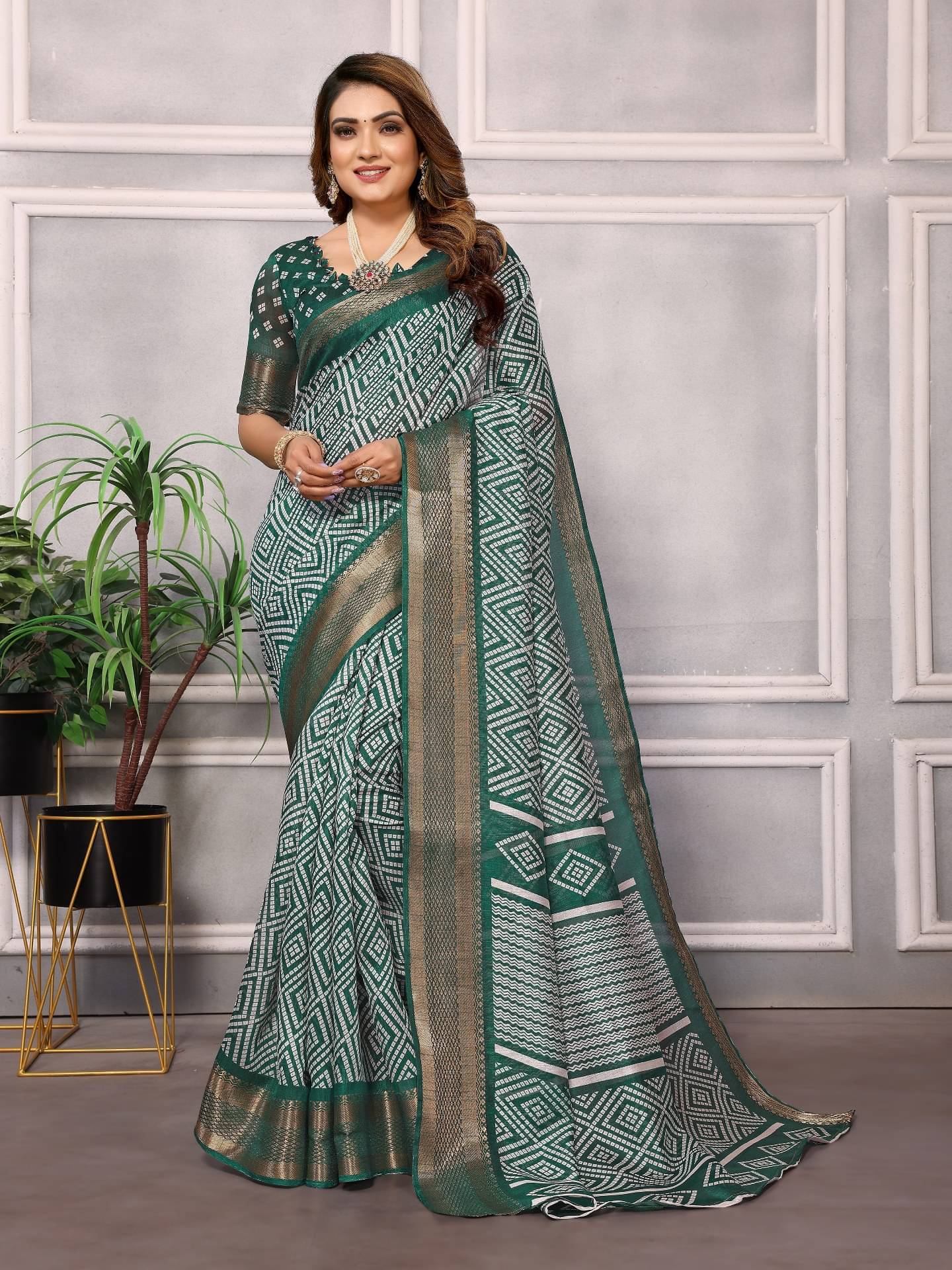     			HEMA SILK MILLS Cotton Blend Printed Regular Saree With Unstitched Blouse Piece ( Green )