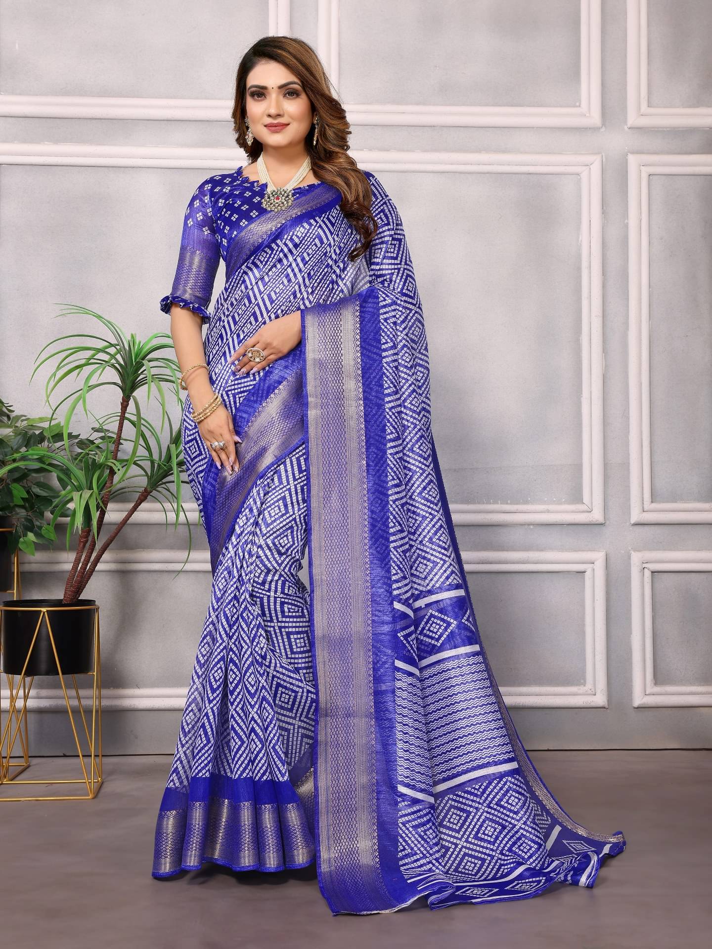 HEMA SILK MILLS Cotton Blend Printed Regular Saree With Unstitched Blouse Piece ( Blue )     			HEMA SILK MILLS Cotton Blend Printed Regular Saree With Unstitched Blouse Piece ( Blue )