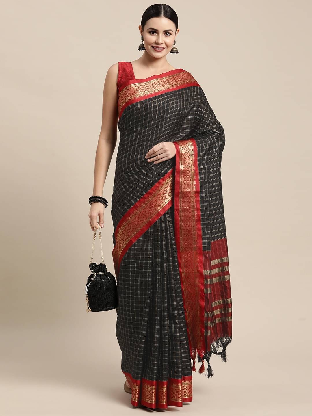     			Rangtulika Ethnics Cotton Checks Banarasi saree With Unstitched Blouse Piece ( Black )